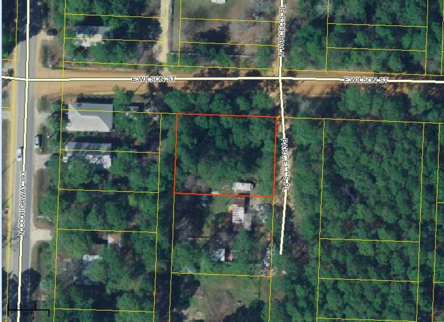 Come check out this priced to sell lot, in the heart of Santa Rosa Beach. Only a short walk to Cessna Park, that has boat launches, pavilions, grills, fishing, and more. Located in the middle of PCB and Destin, and a short drive to the Gulf.