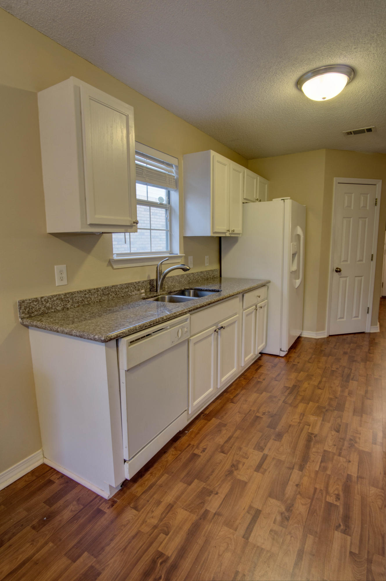 IVALEA GARDENS - Residential