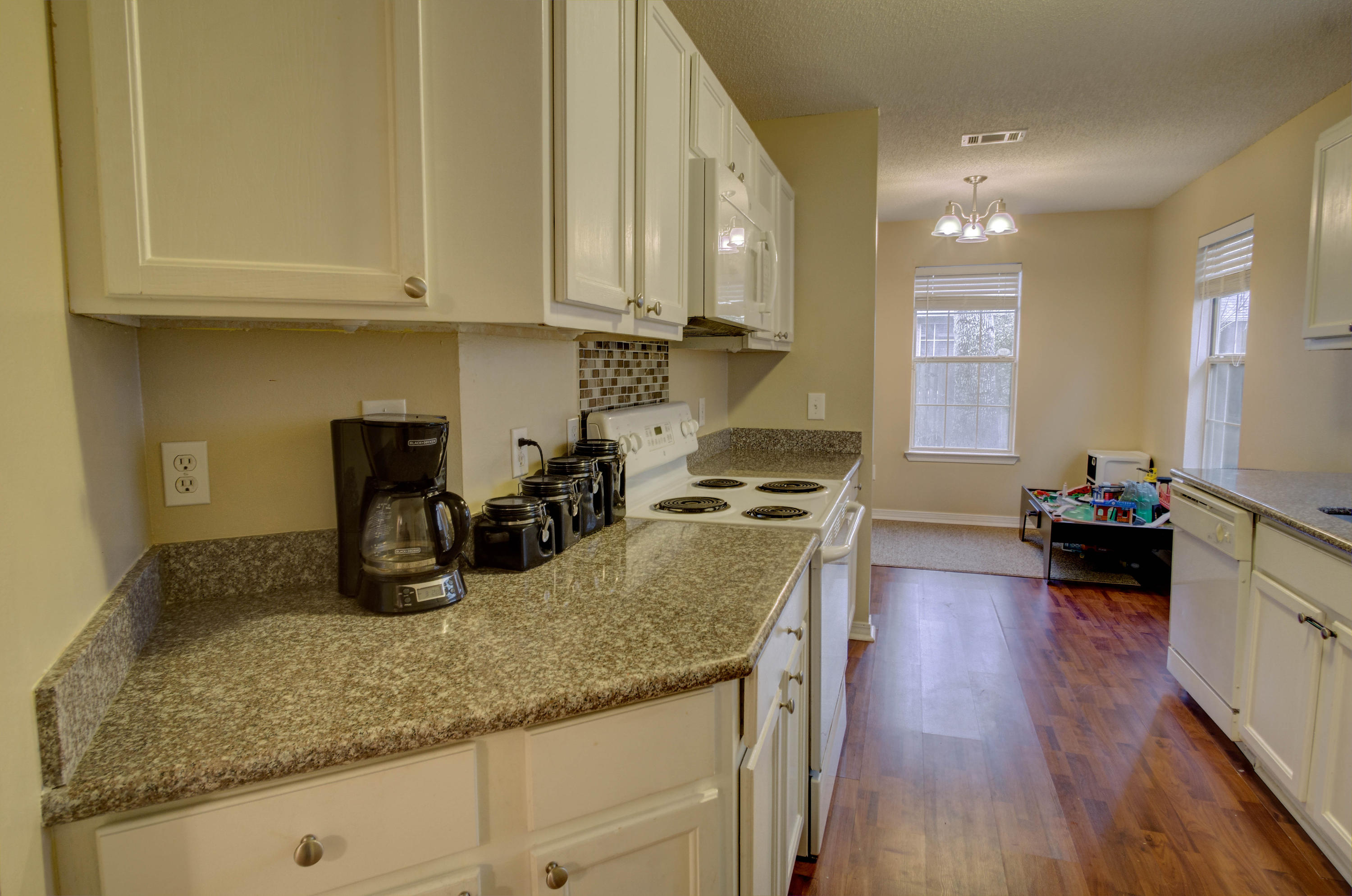 IVALEA GARDENS - Residential