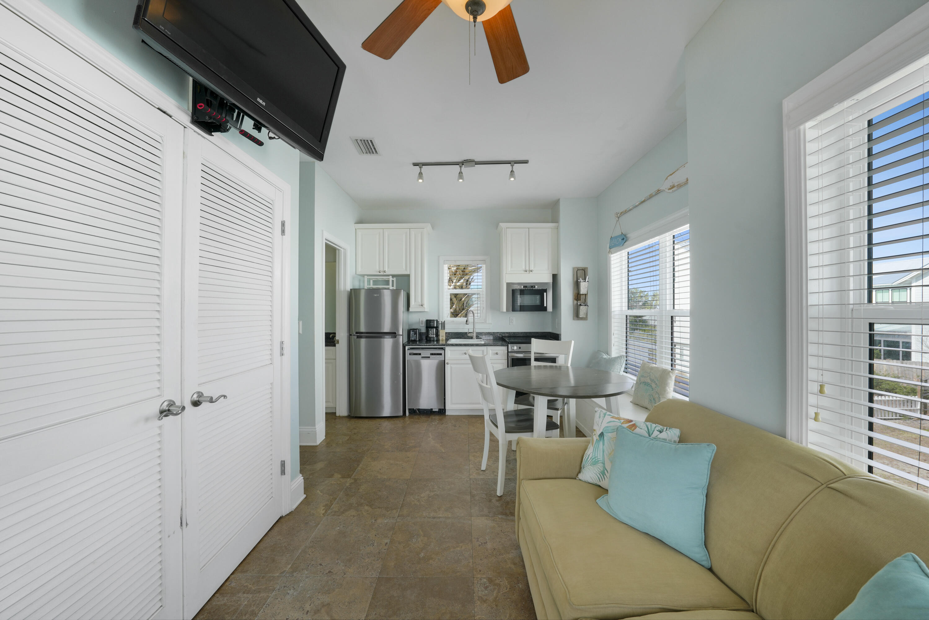 VILLAGE AT BLUE MOUNTAIN BEACH - Residential