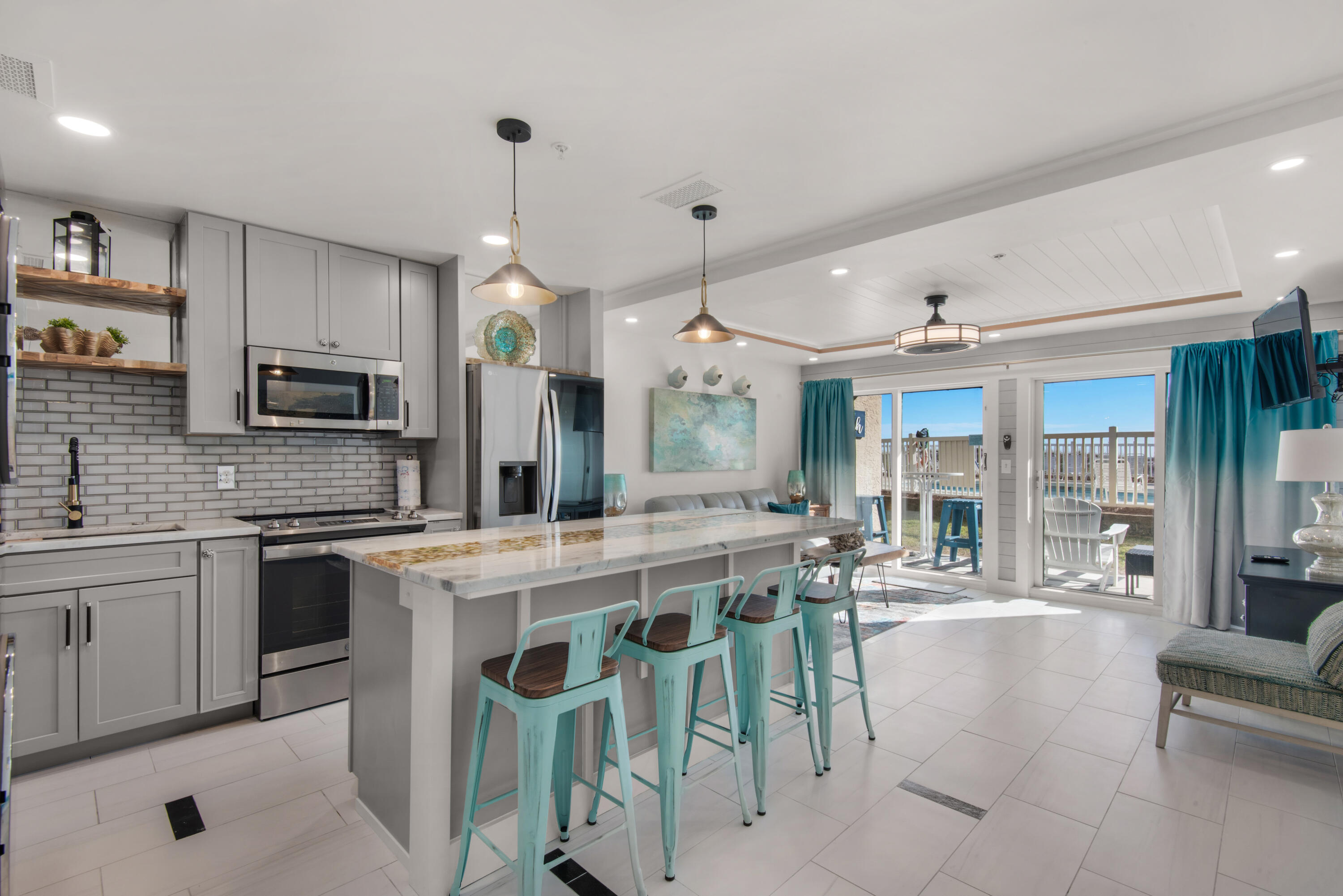 WINDANCER CONDO - Residential