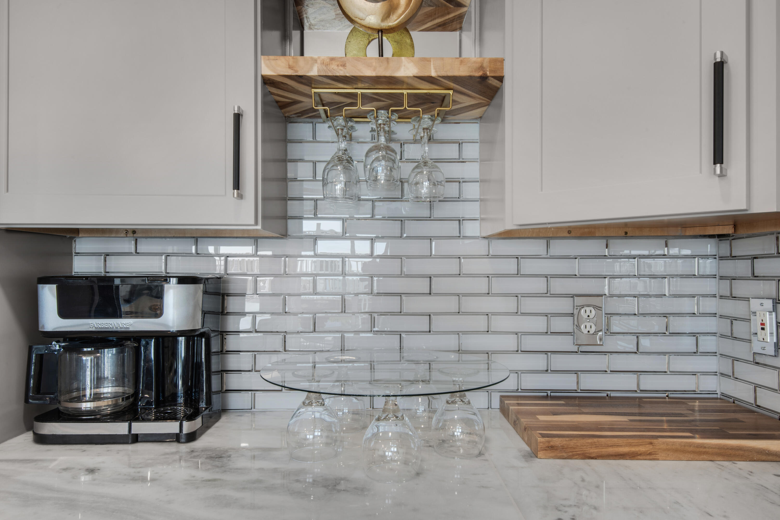 WINDANCER CONDO - Residential
