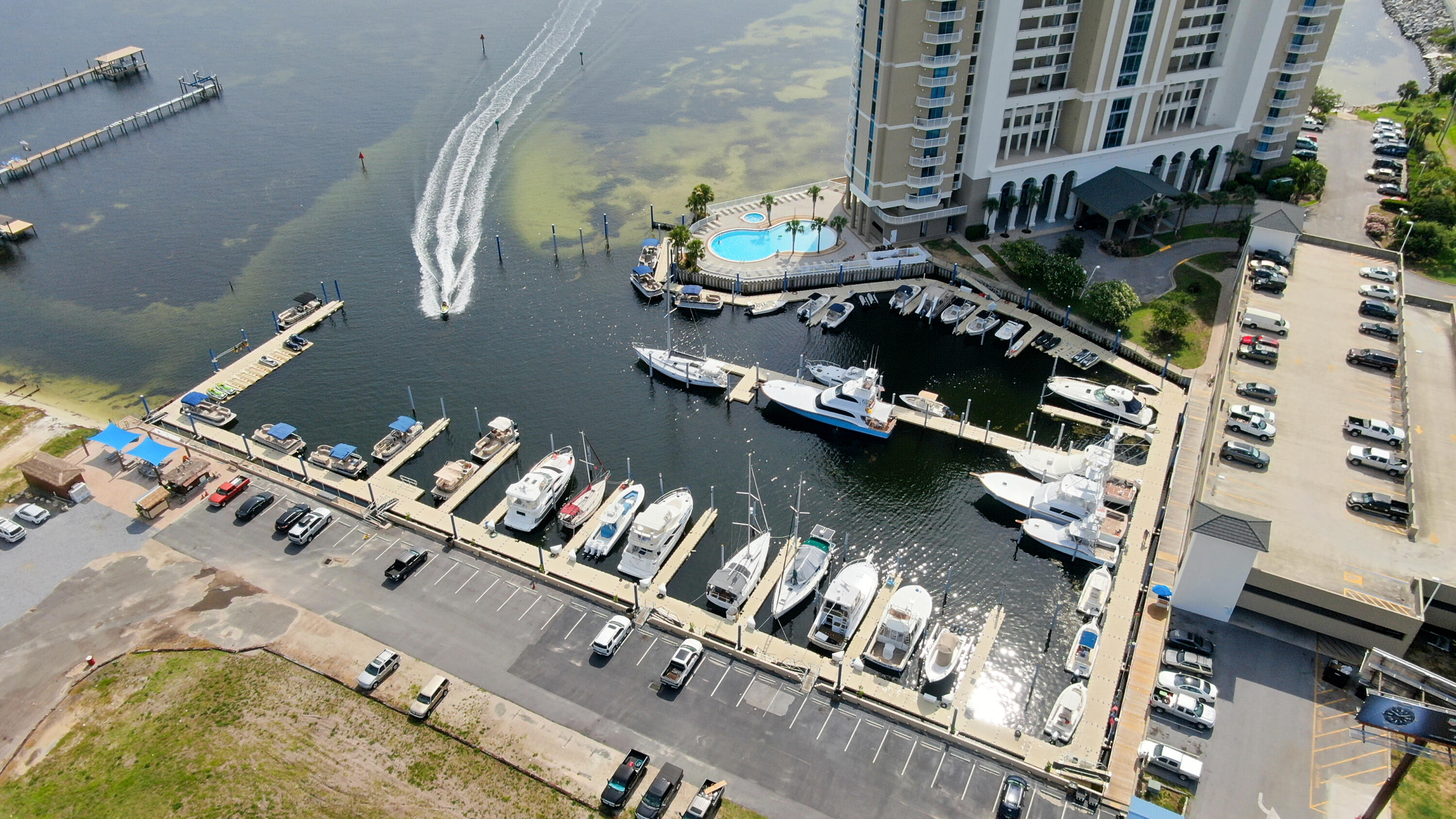 MARINA LANDING - Residential