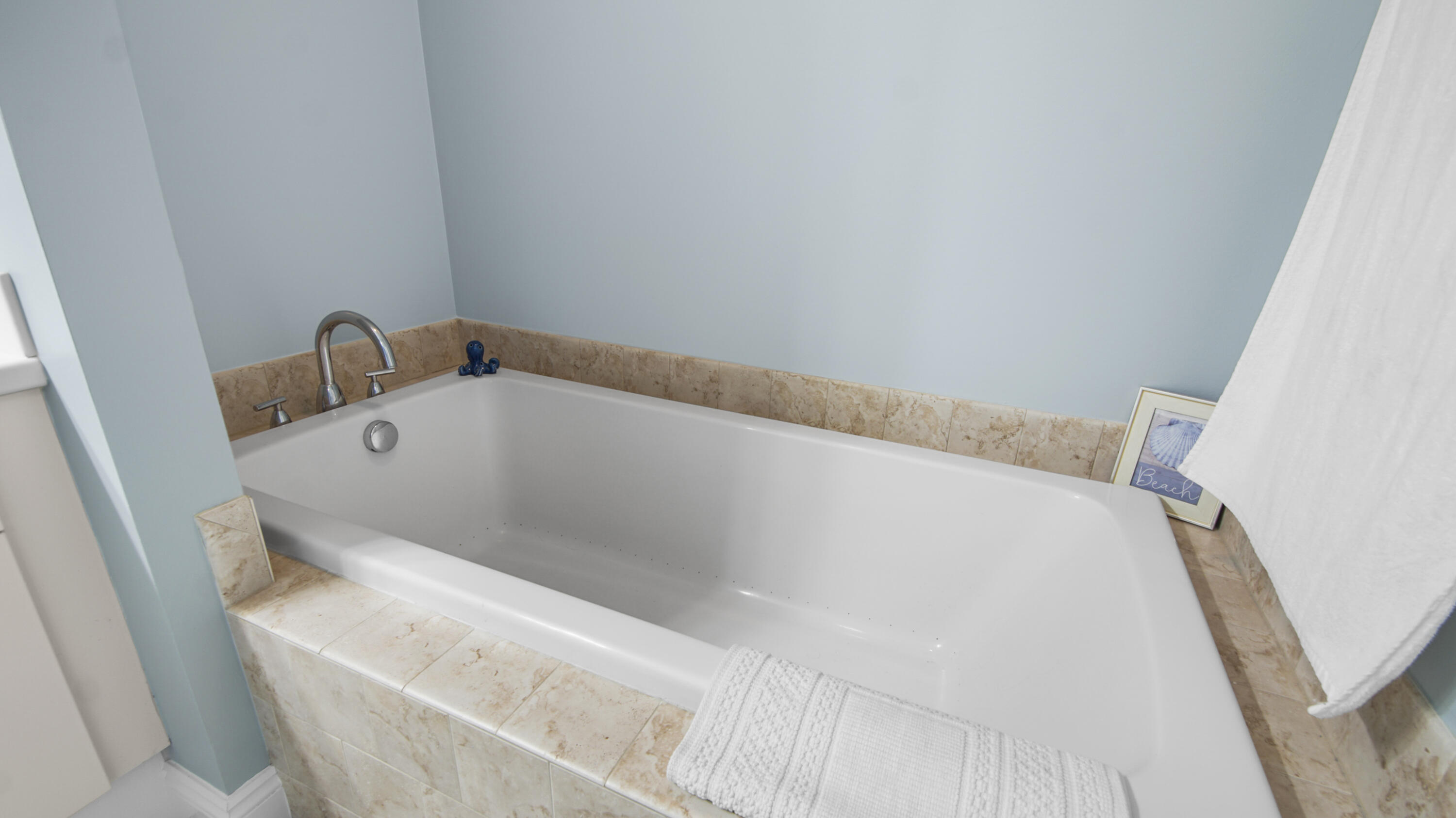 MARINA LANDING - Residential