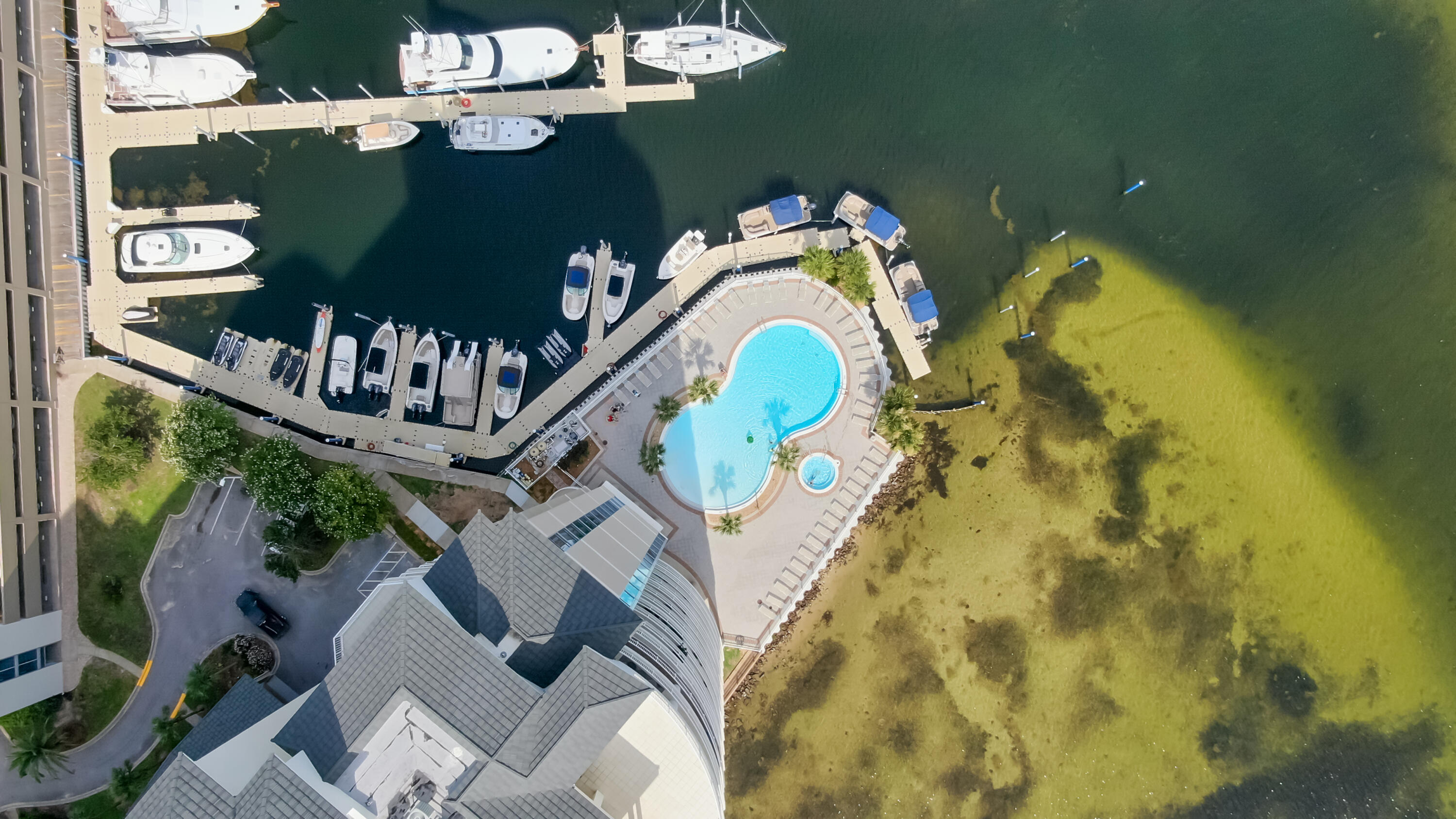 MARINA LANDING - Residential