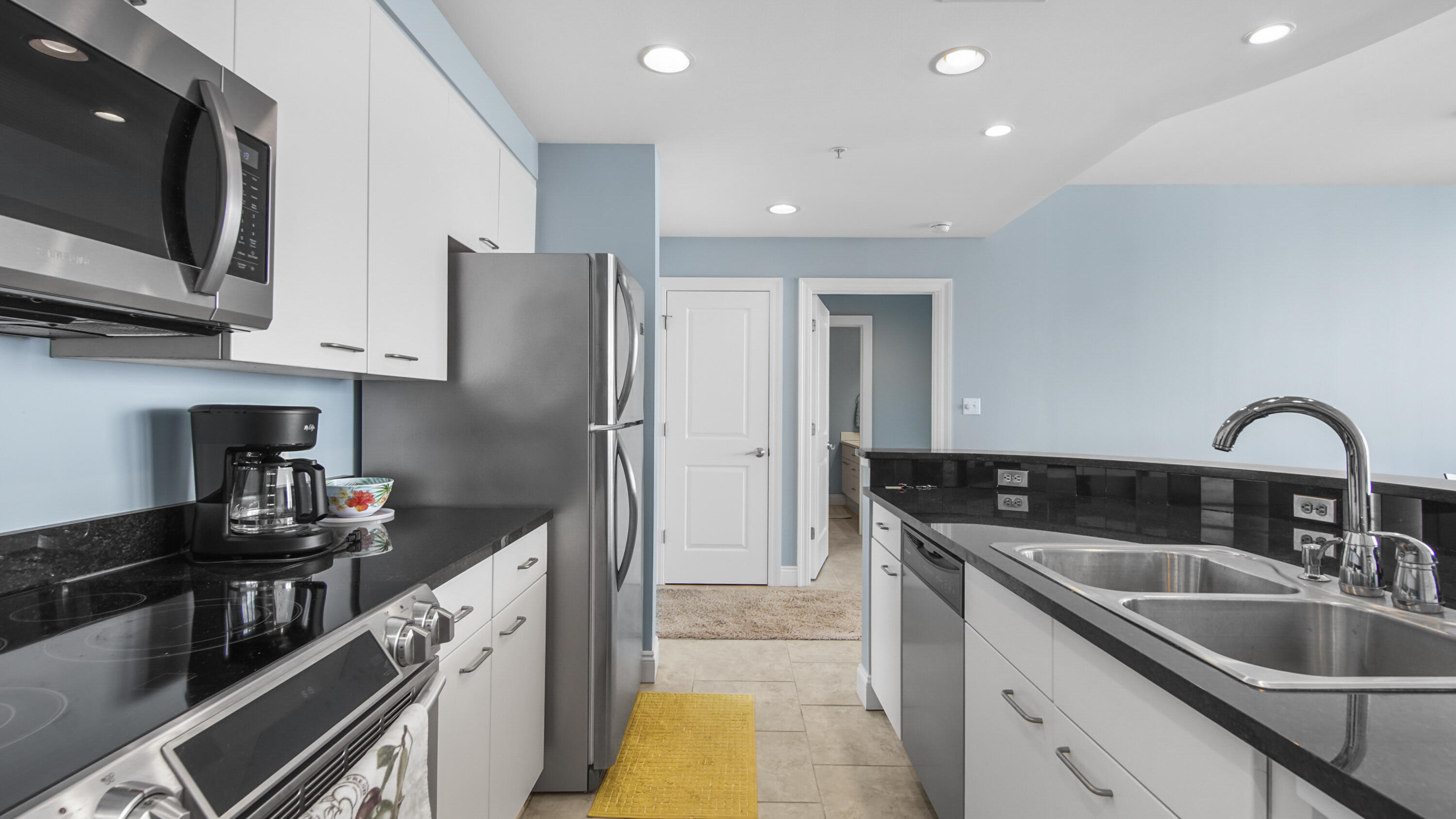 MARINA LANDING - Residential