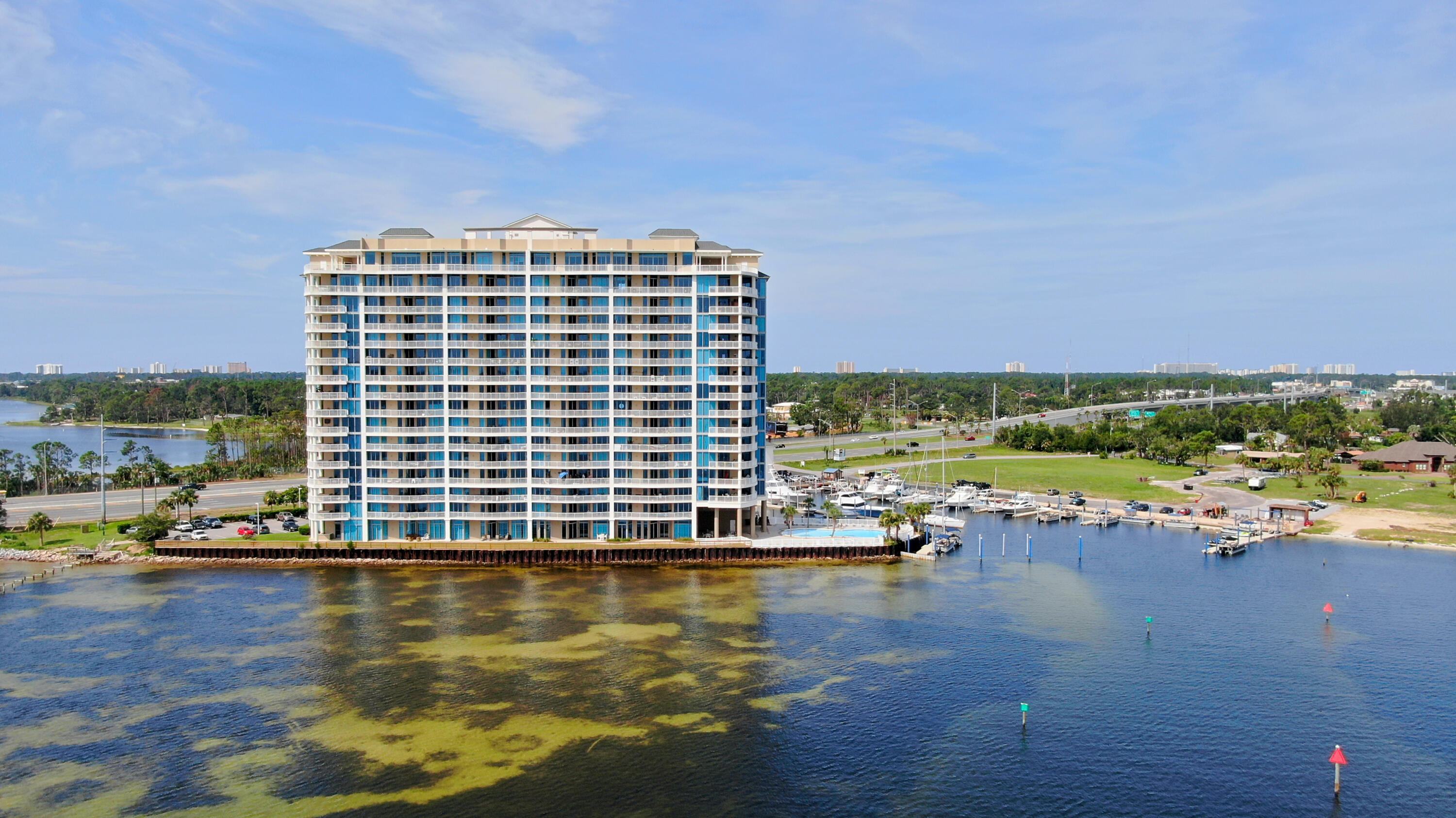 MARINA LANDING - Residential