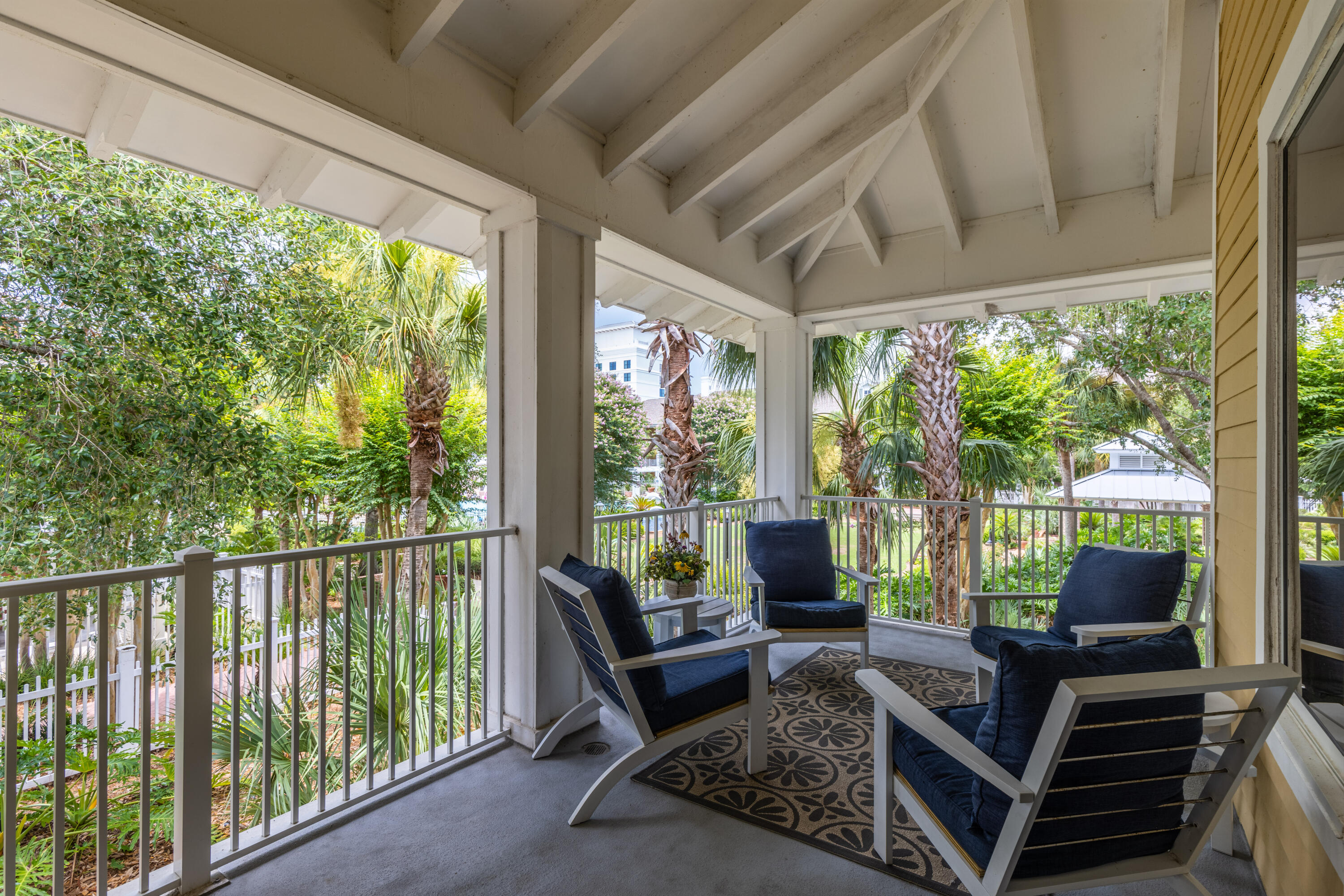 OBSERVATION POINT - Residential