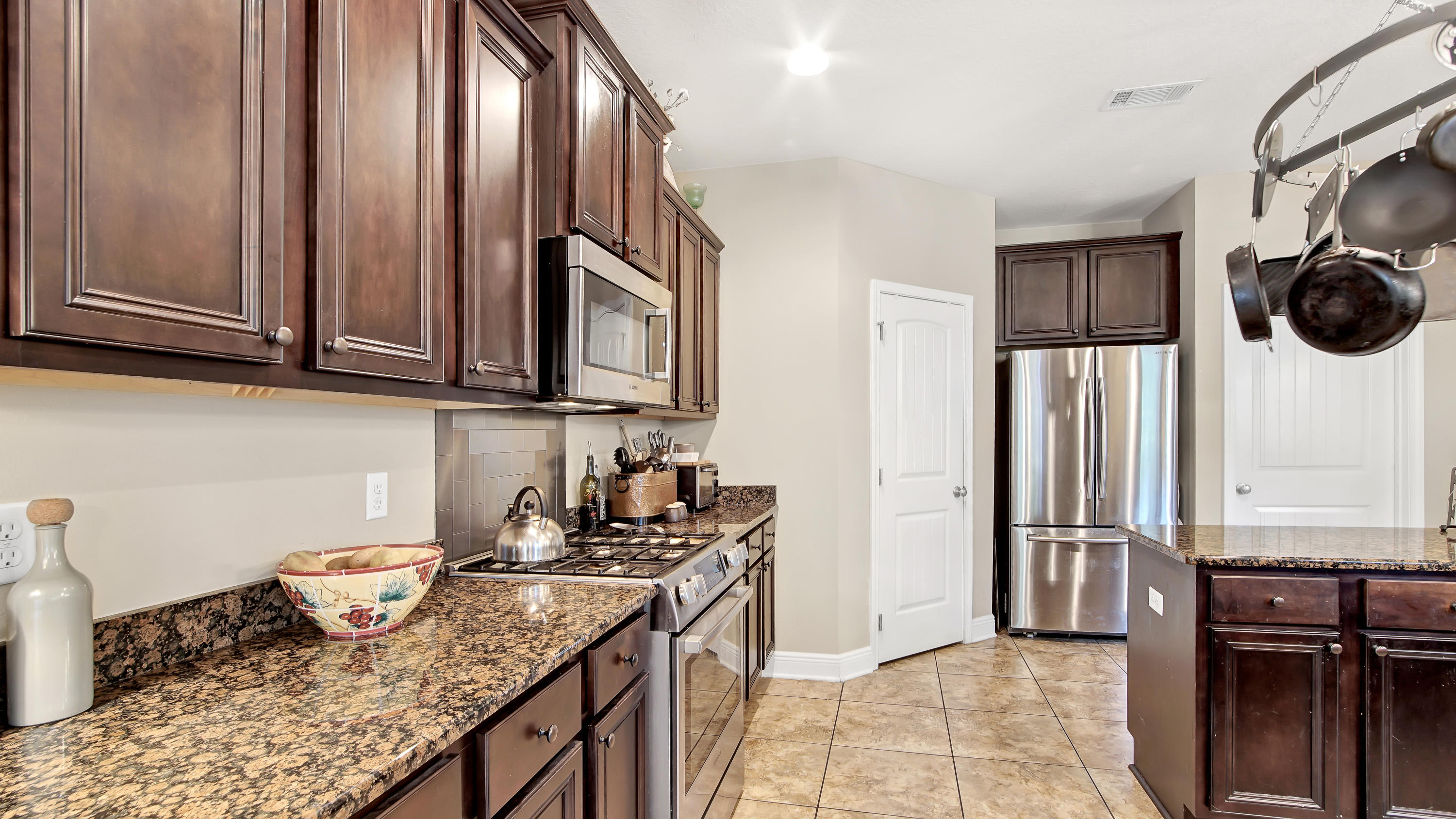 HAMMOCK BAY - Residential