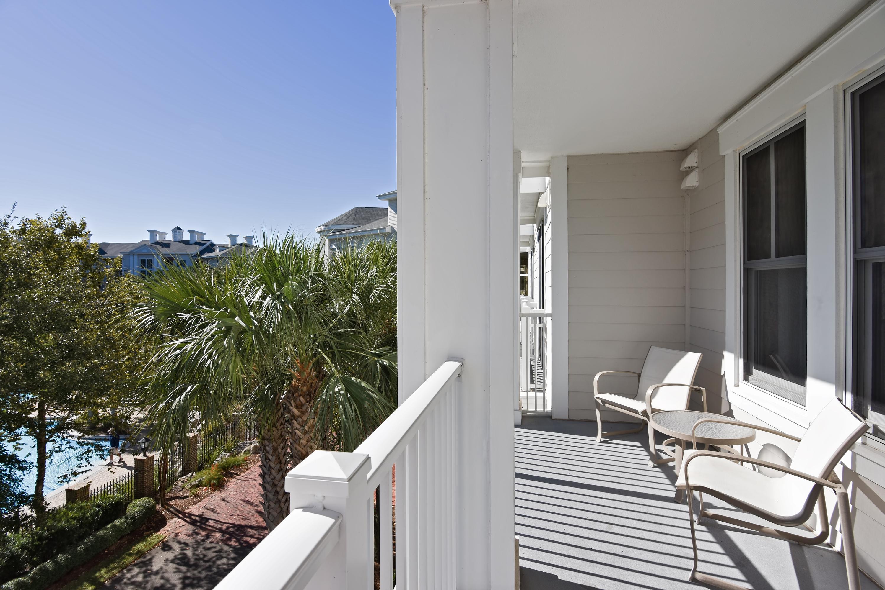 BAHIA CONDO - Residential