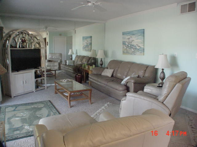 SEASCAPE CONDO GARDEN VILLA - Residential