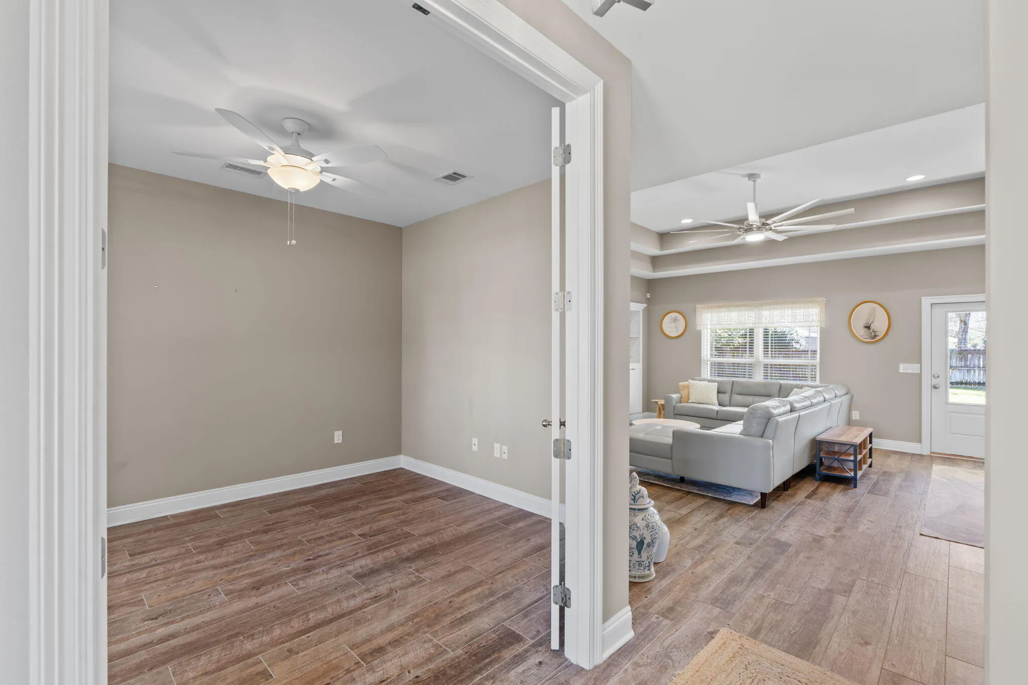 Navarre, Florida 32566, United States, 3 Bedrooms Bedrooms, ,2 BathroomsBathrooms,Residential,Active,85371