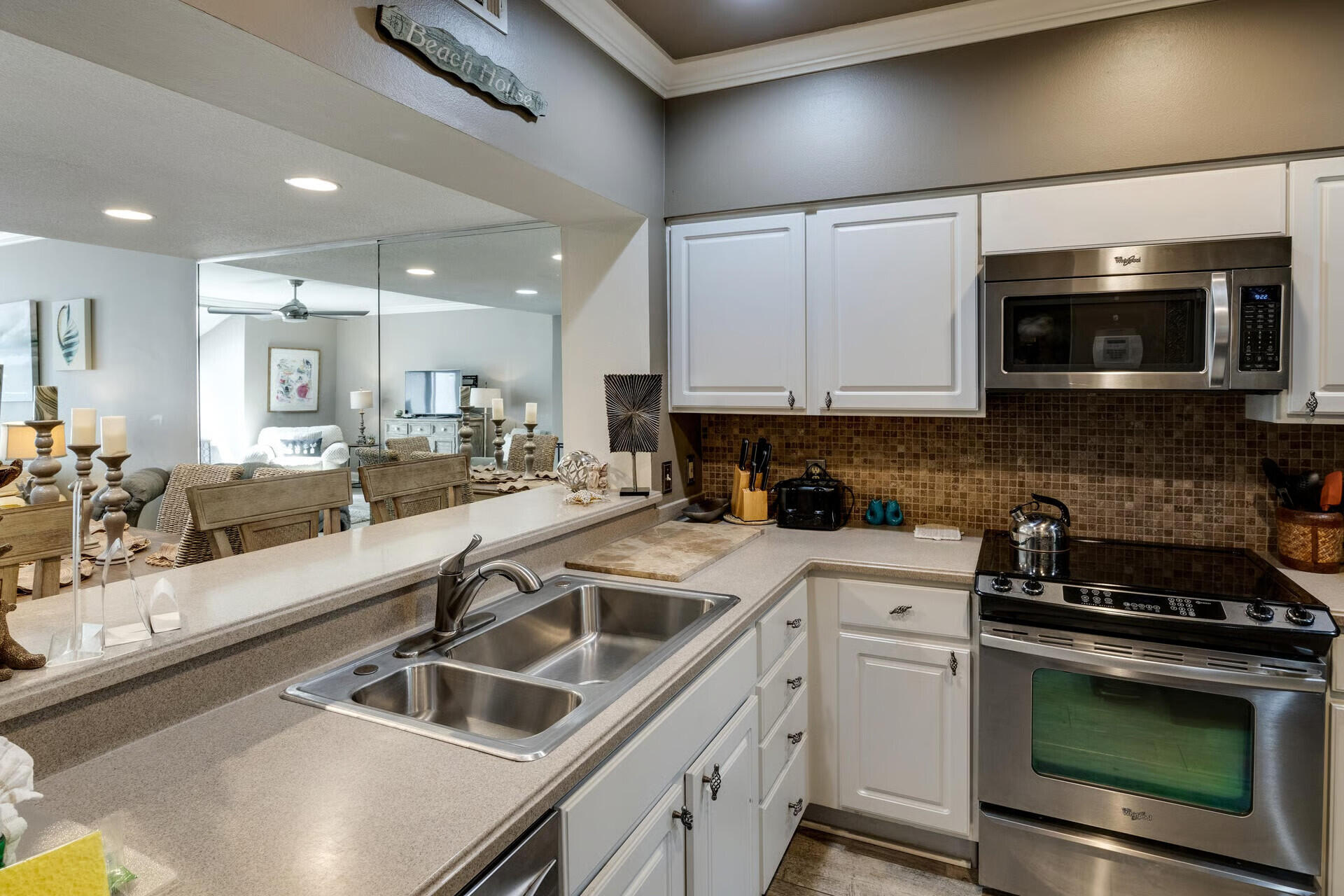 BEACHWALK VILLAS PH 04 - Residential