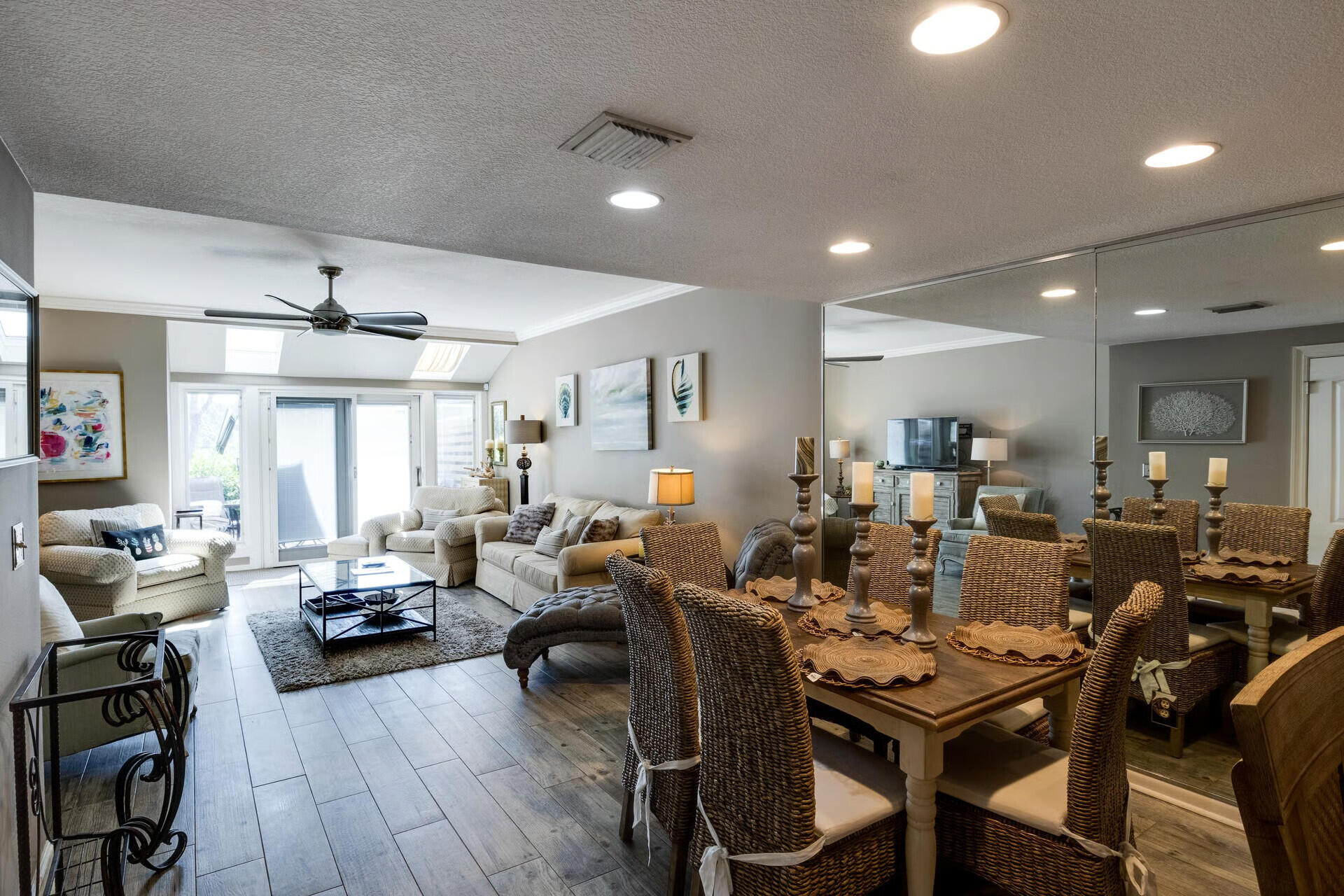 BEACHWALK VILLAS PH 04 - Residential