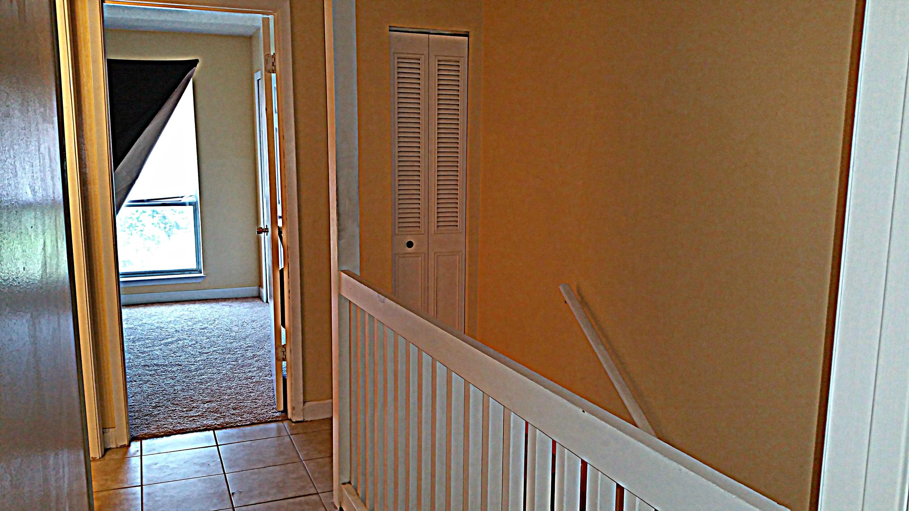 ISLAND BREEZE CONDO - Residential