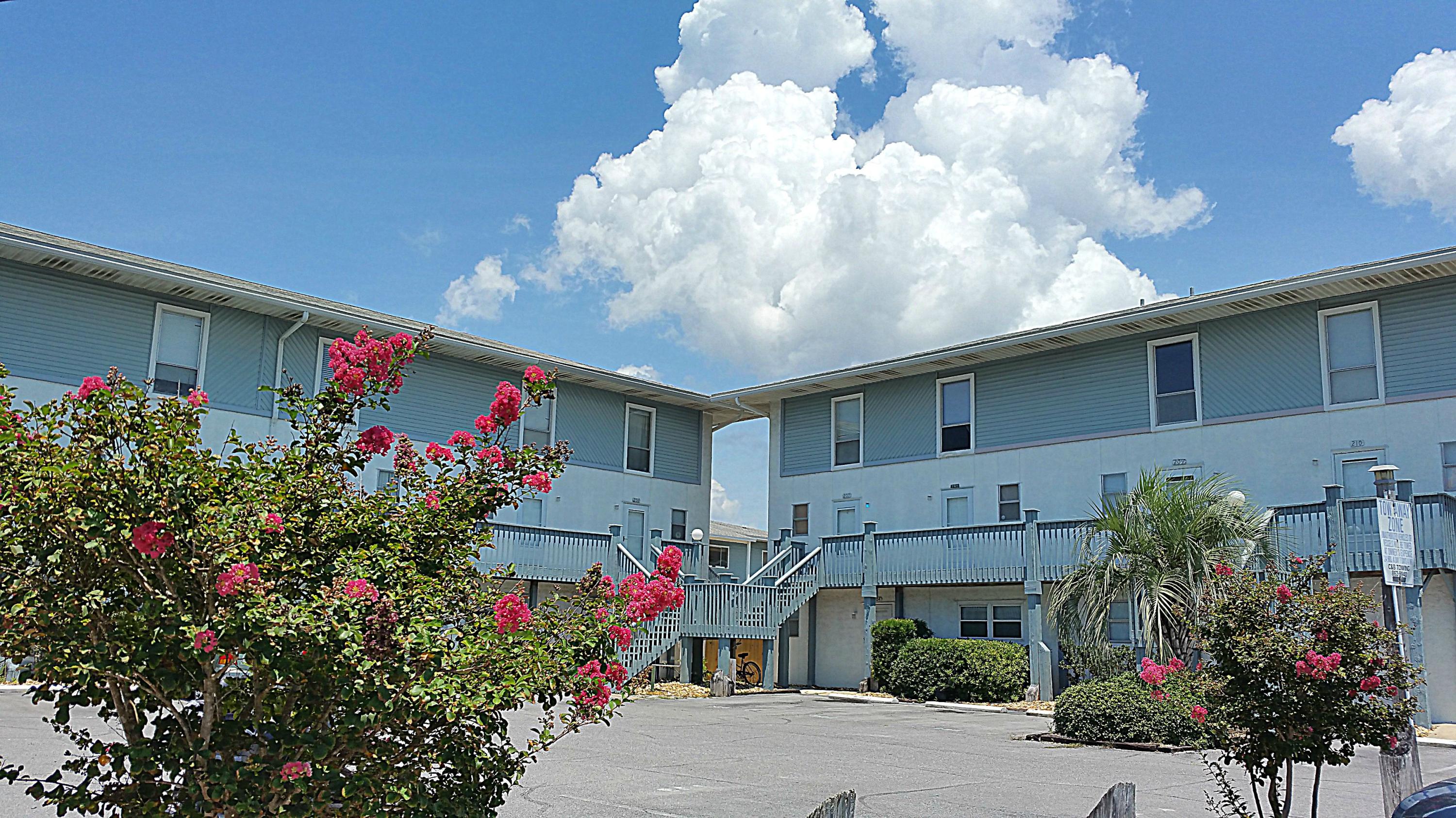 ISLAND BREEZE CONDO - Residential