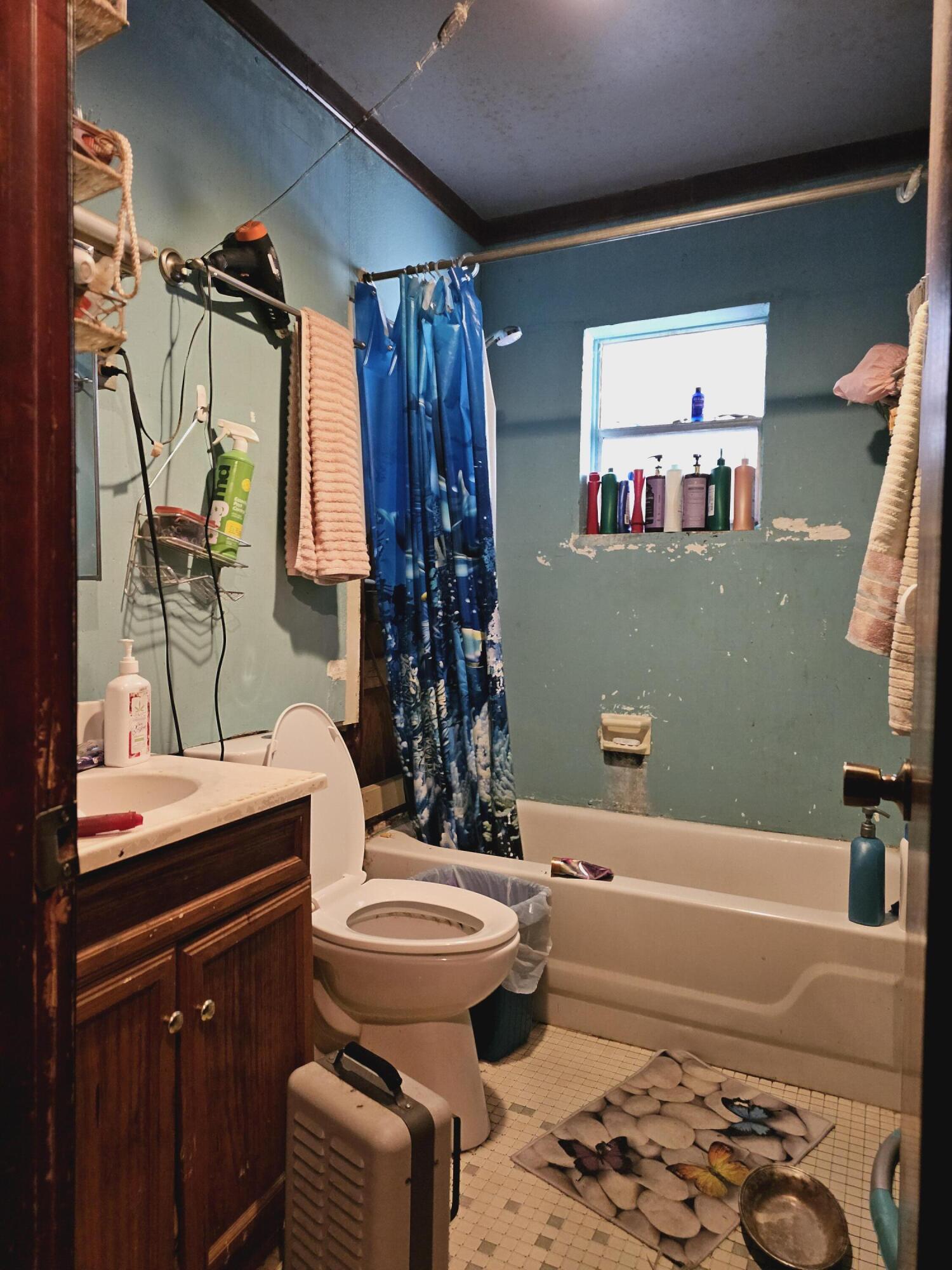 BLAKE HEIGHTS - Residential