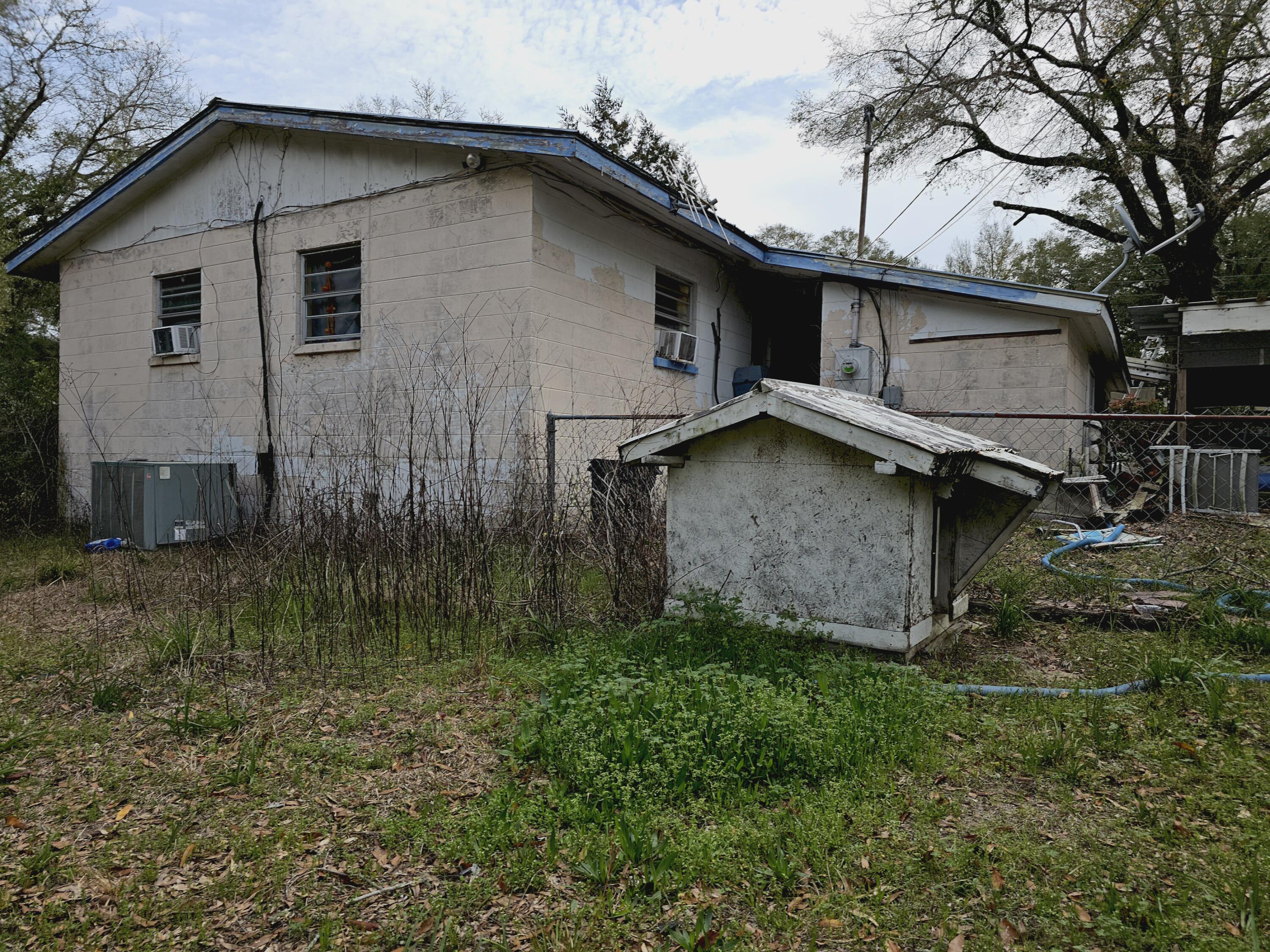 BLAKE HEIGHTS - Residential