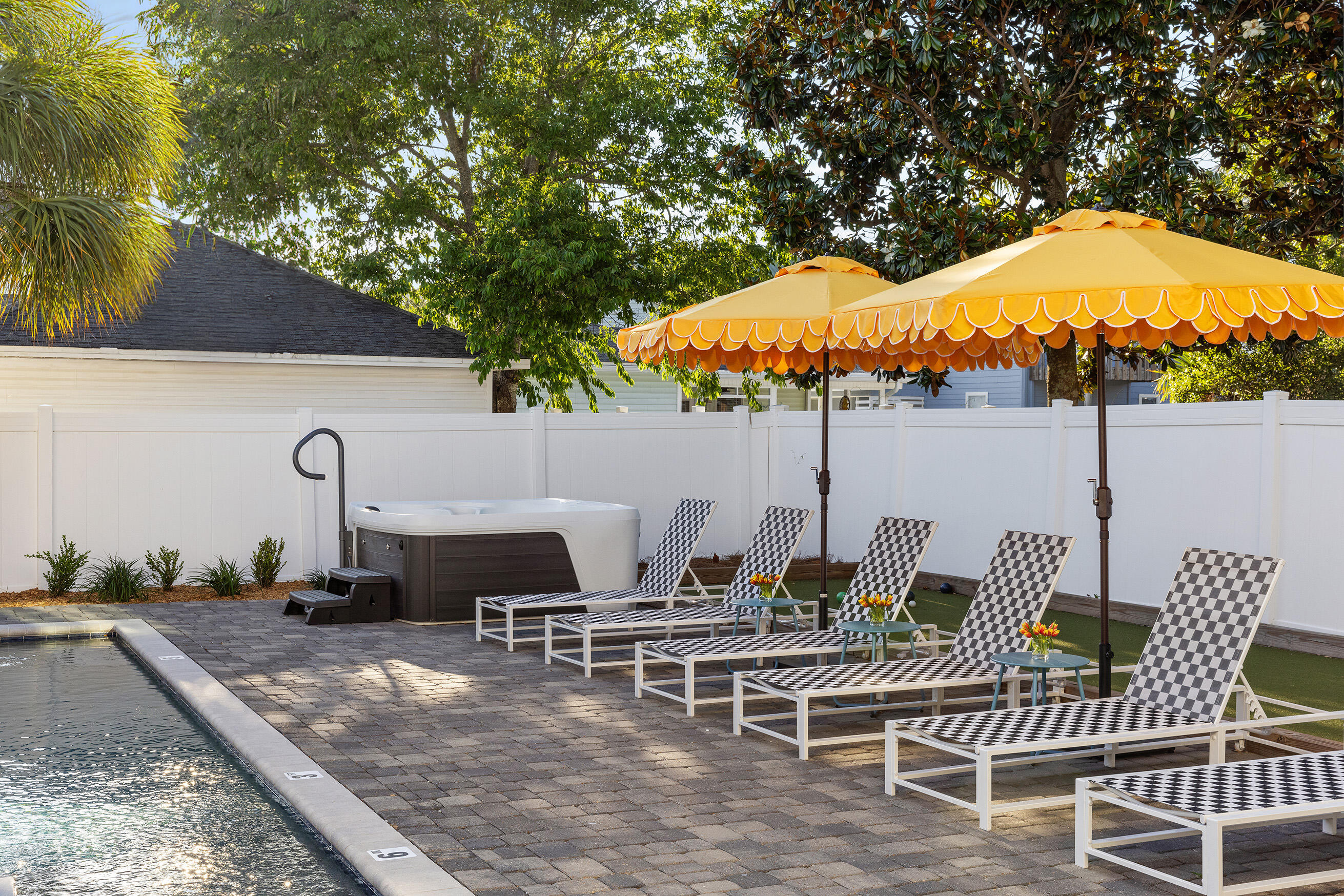 CRYSTAL BEACH - Residential