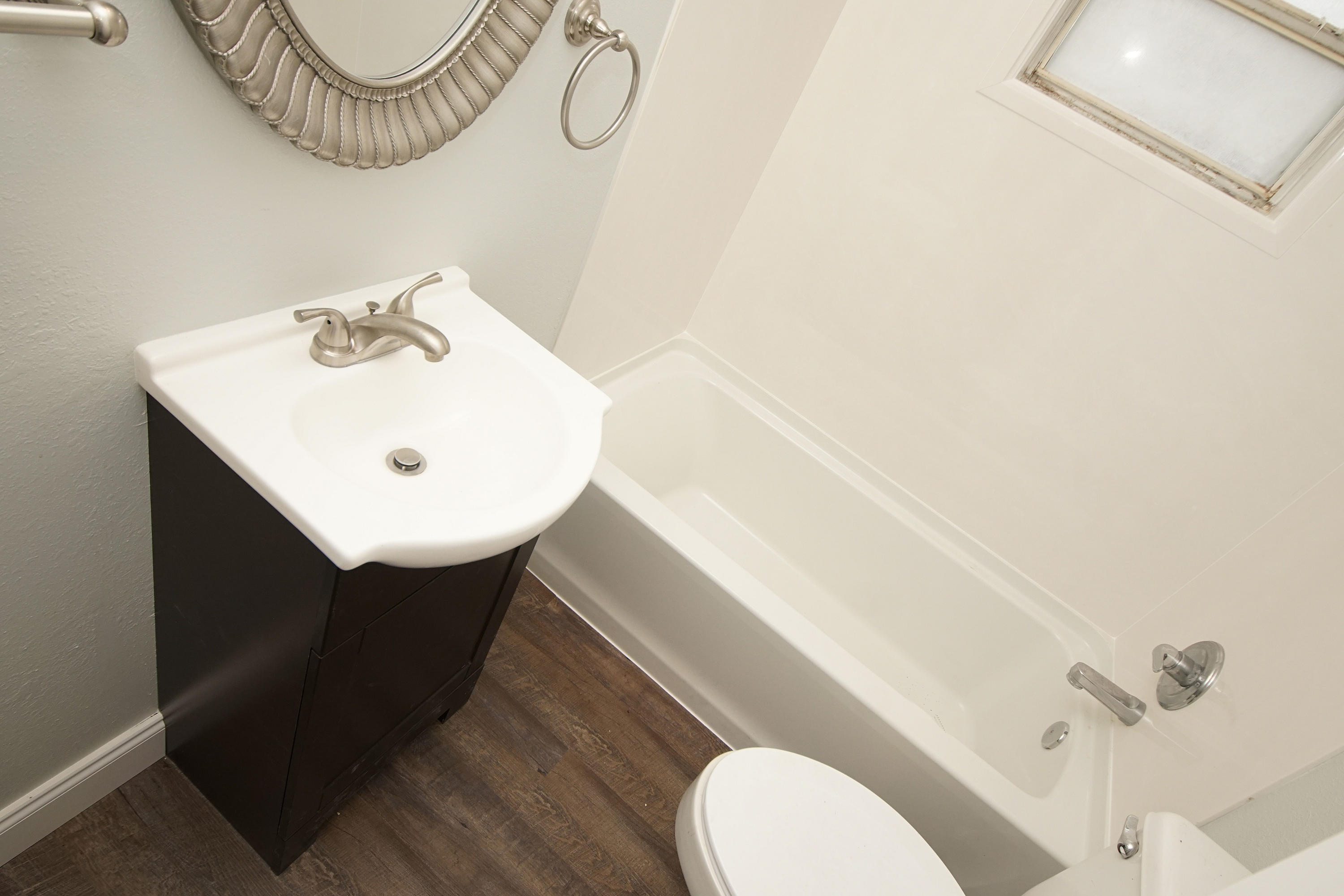 ROSEMONT - Residential Lease