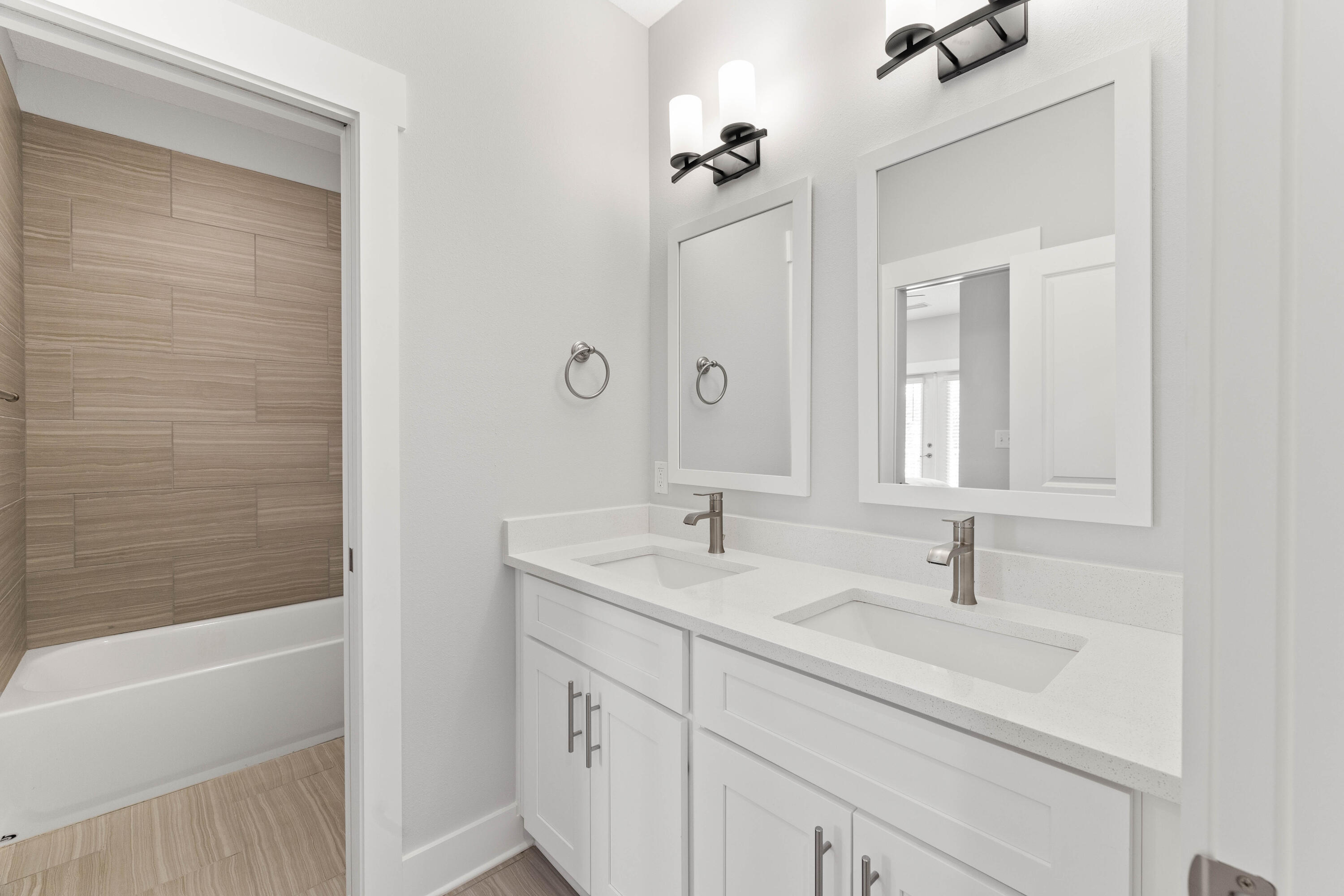 Beach Lofts - Residential