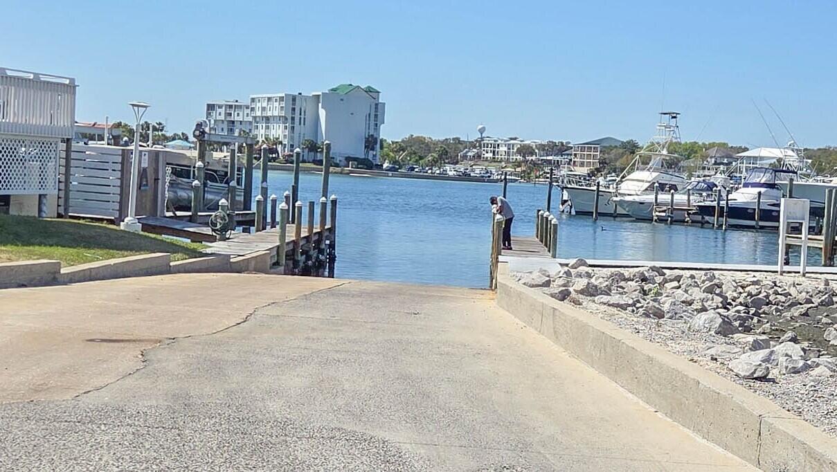 SANDPIPER COVE - Residential