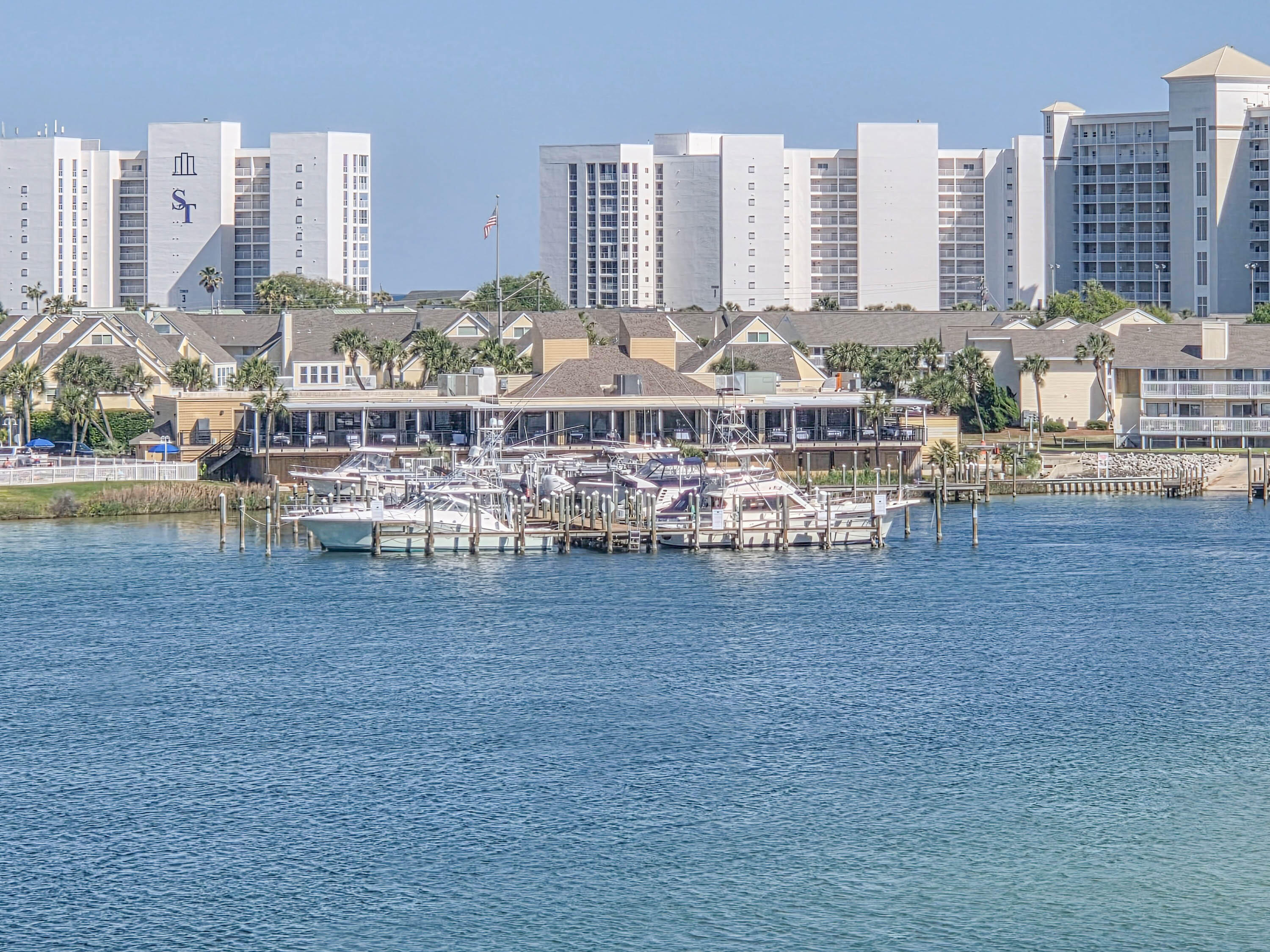 SANDPIPER COVE - Residential