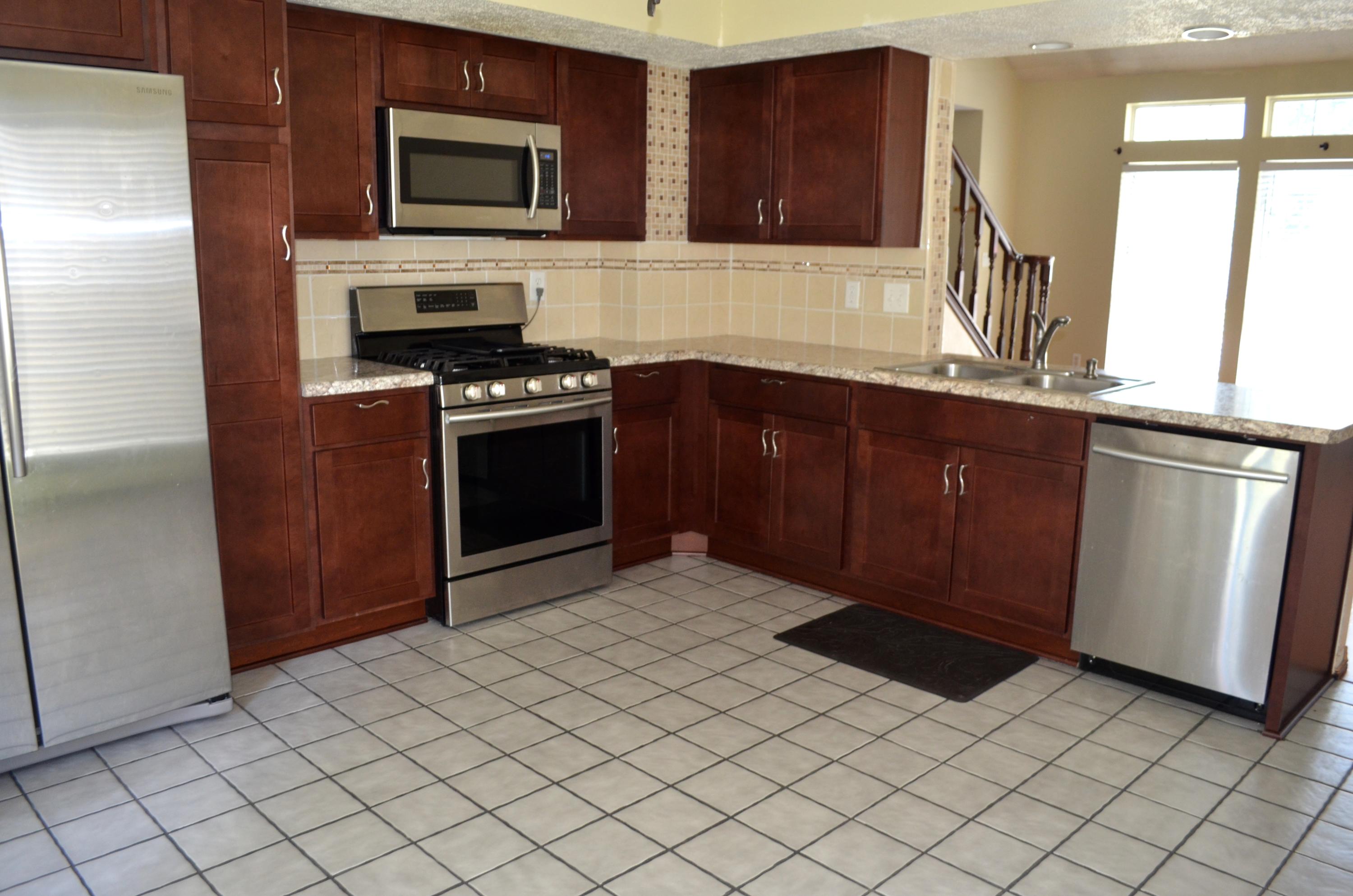 CANTERBURY WOODS - Residential Lease