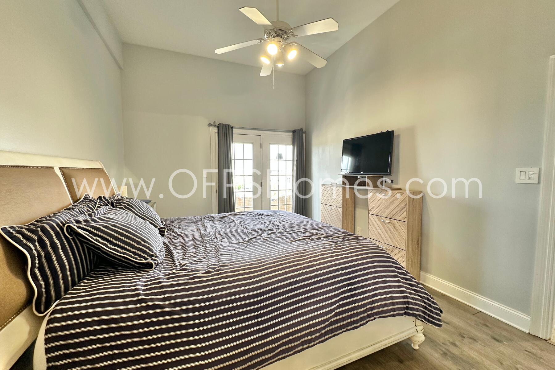 PLAZA THE - Residential Lease