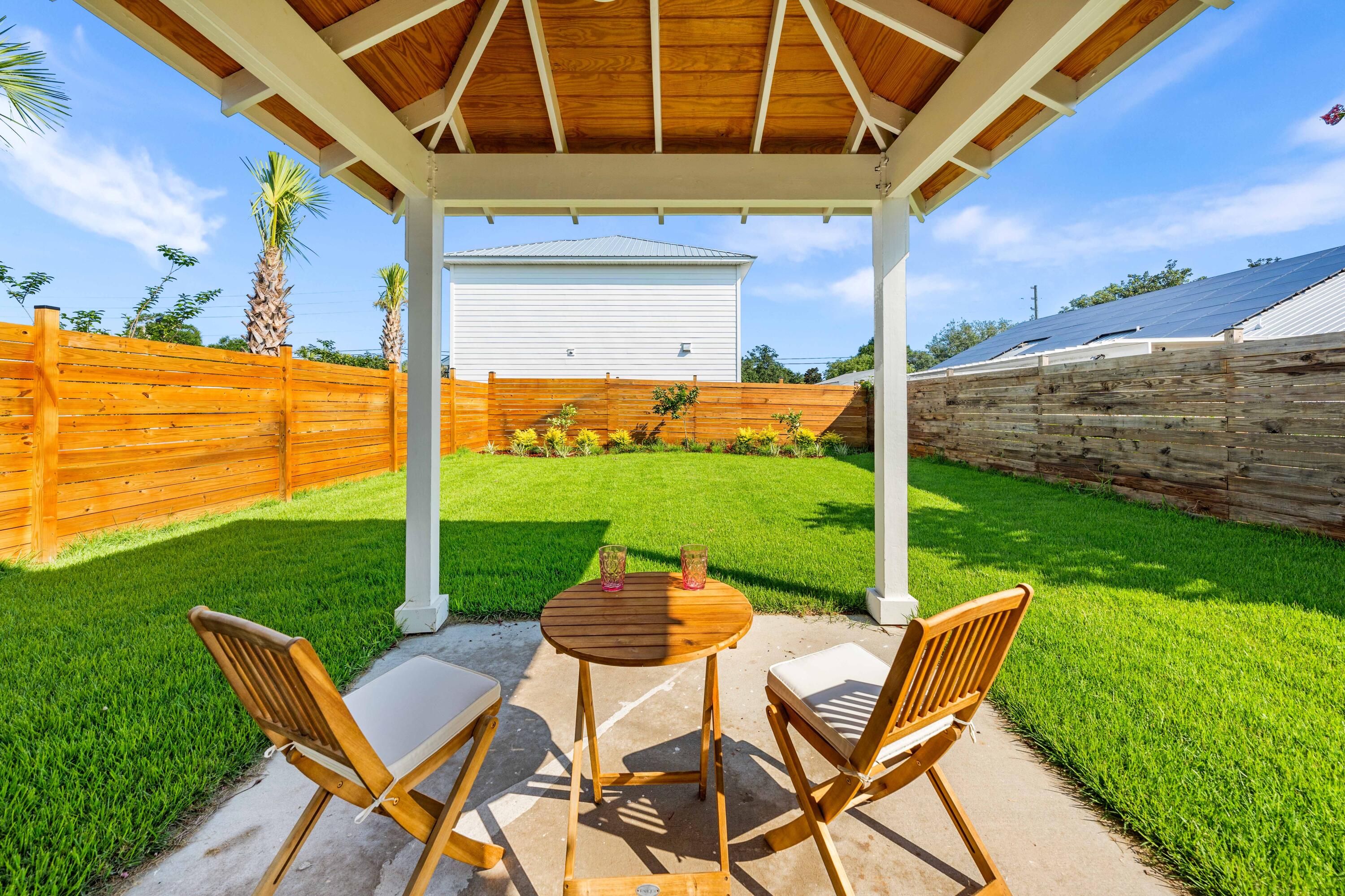 DESTIN COTTAGES - Residential