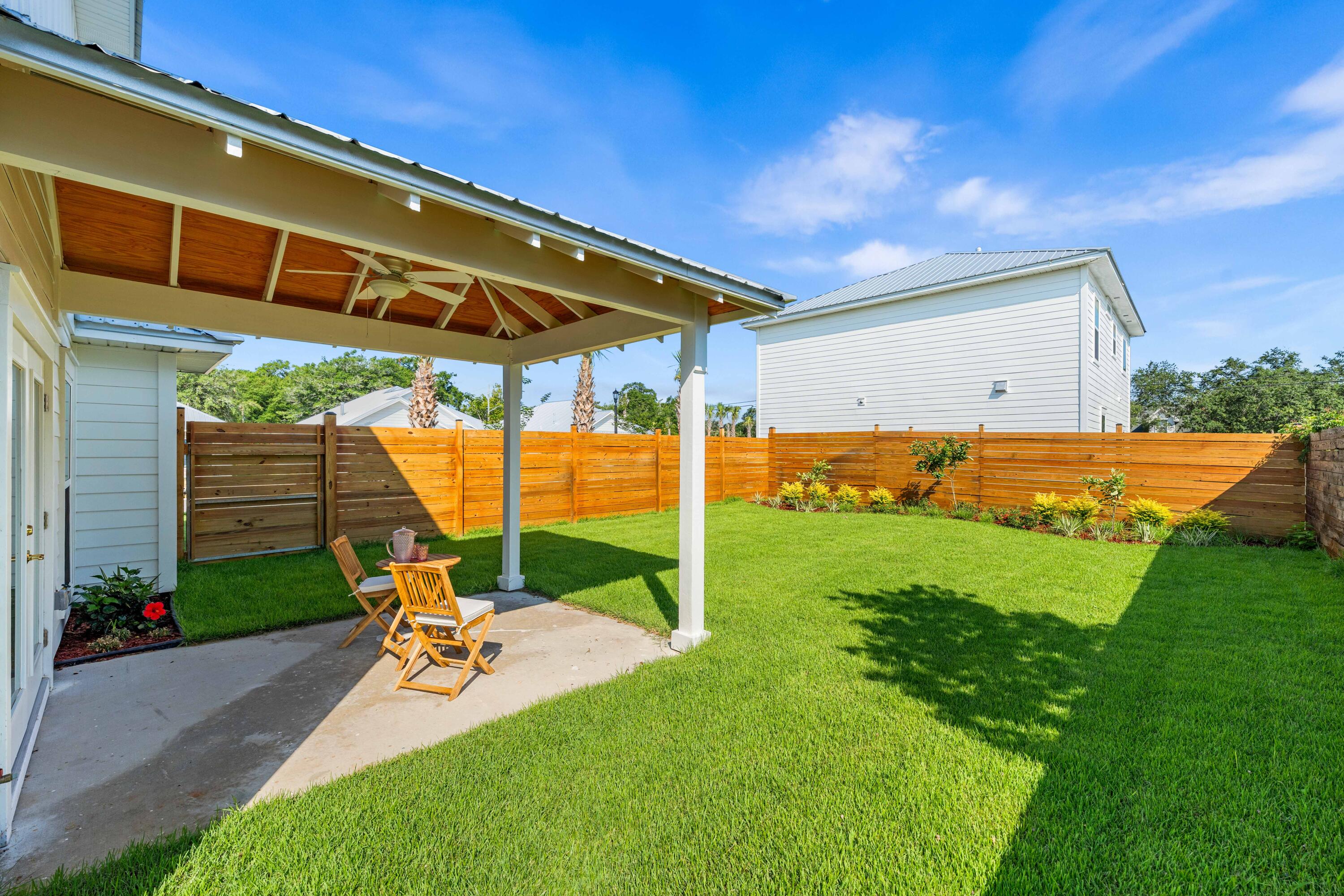 DESTIN COTTAGES - Residential