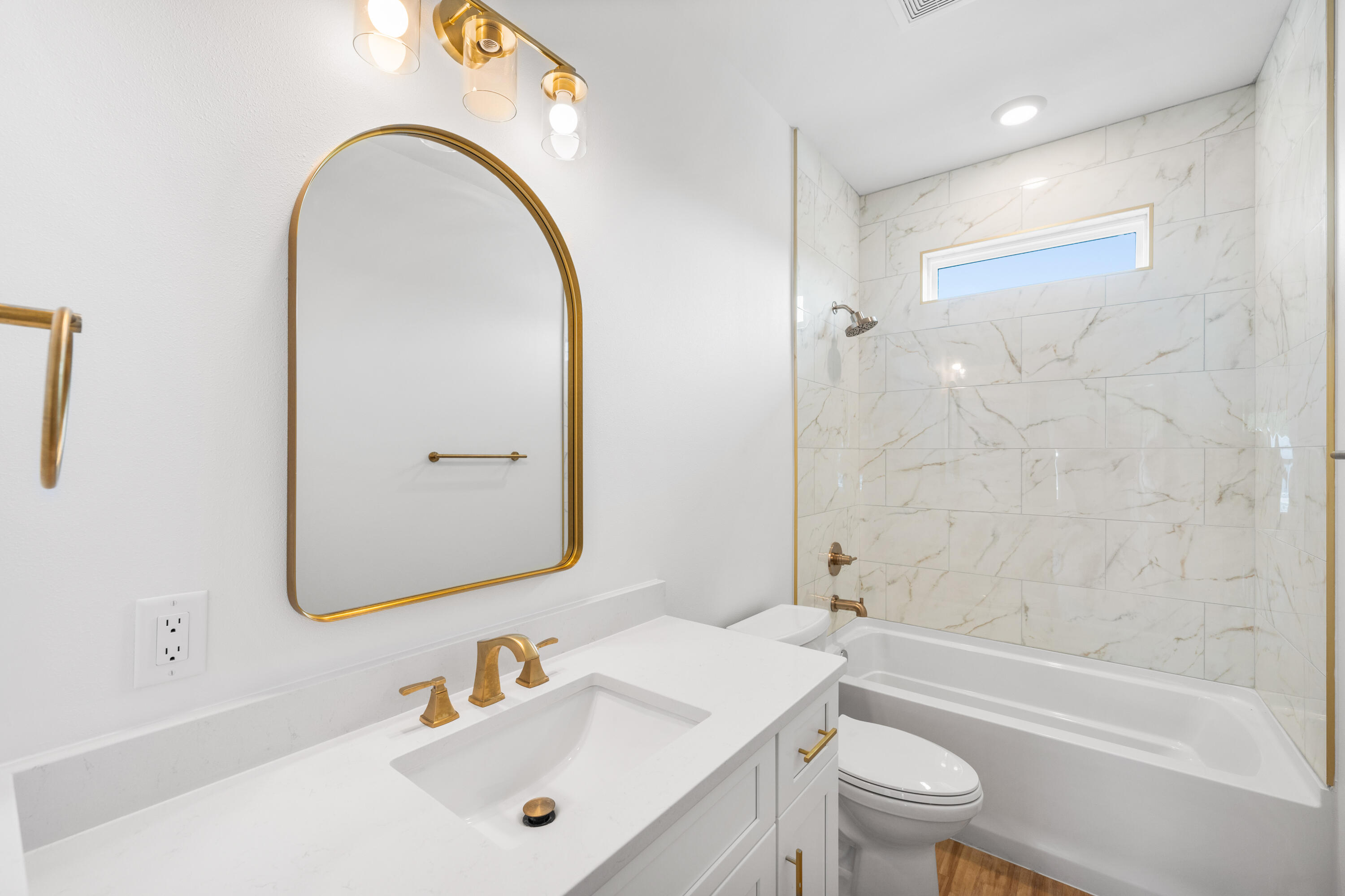 DESTIN COTTAGES - Residential