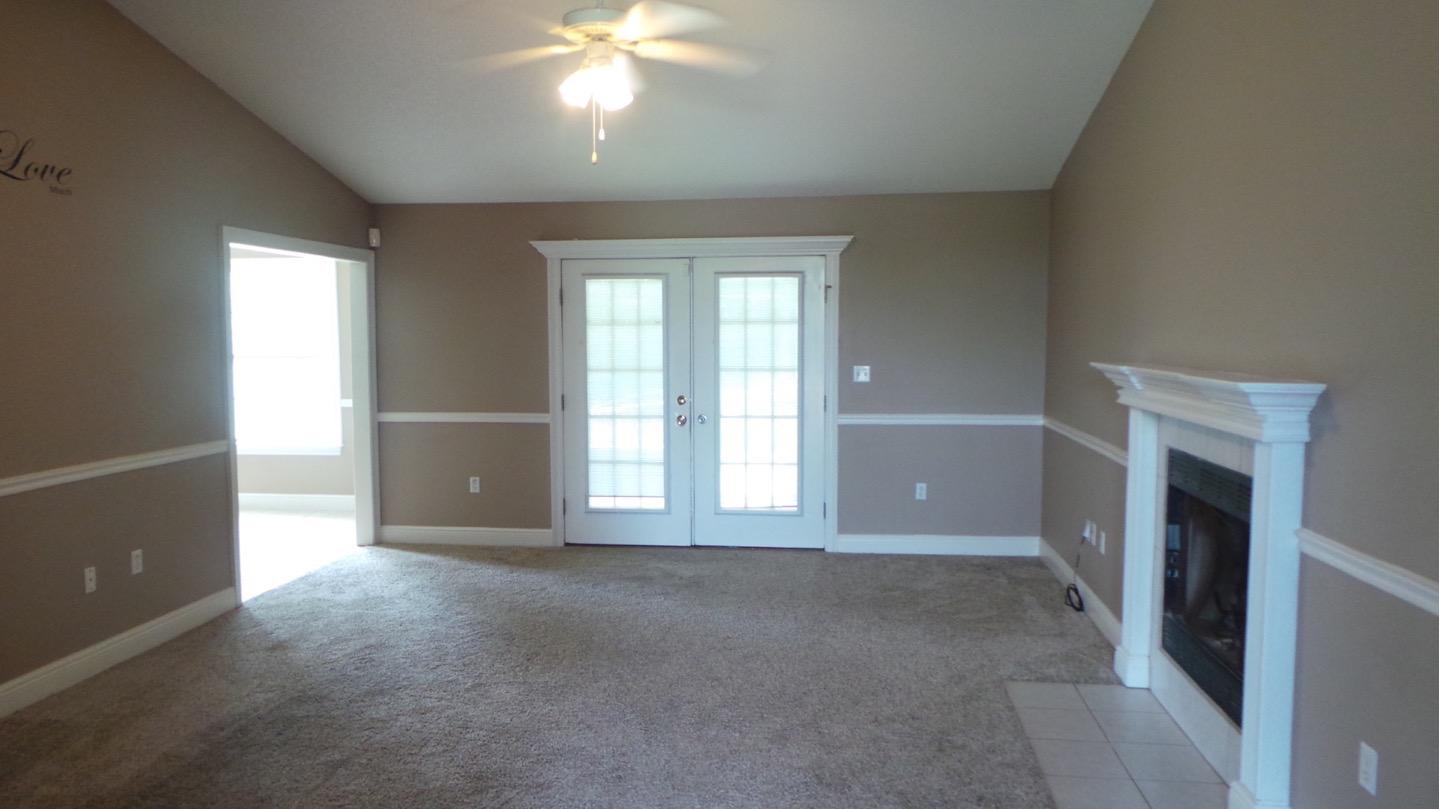 MELISSA OAKS - Residential