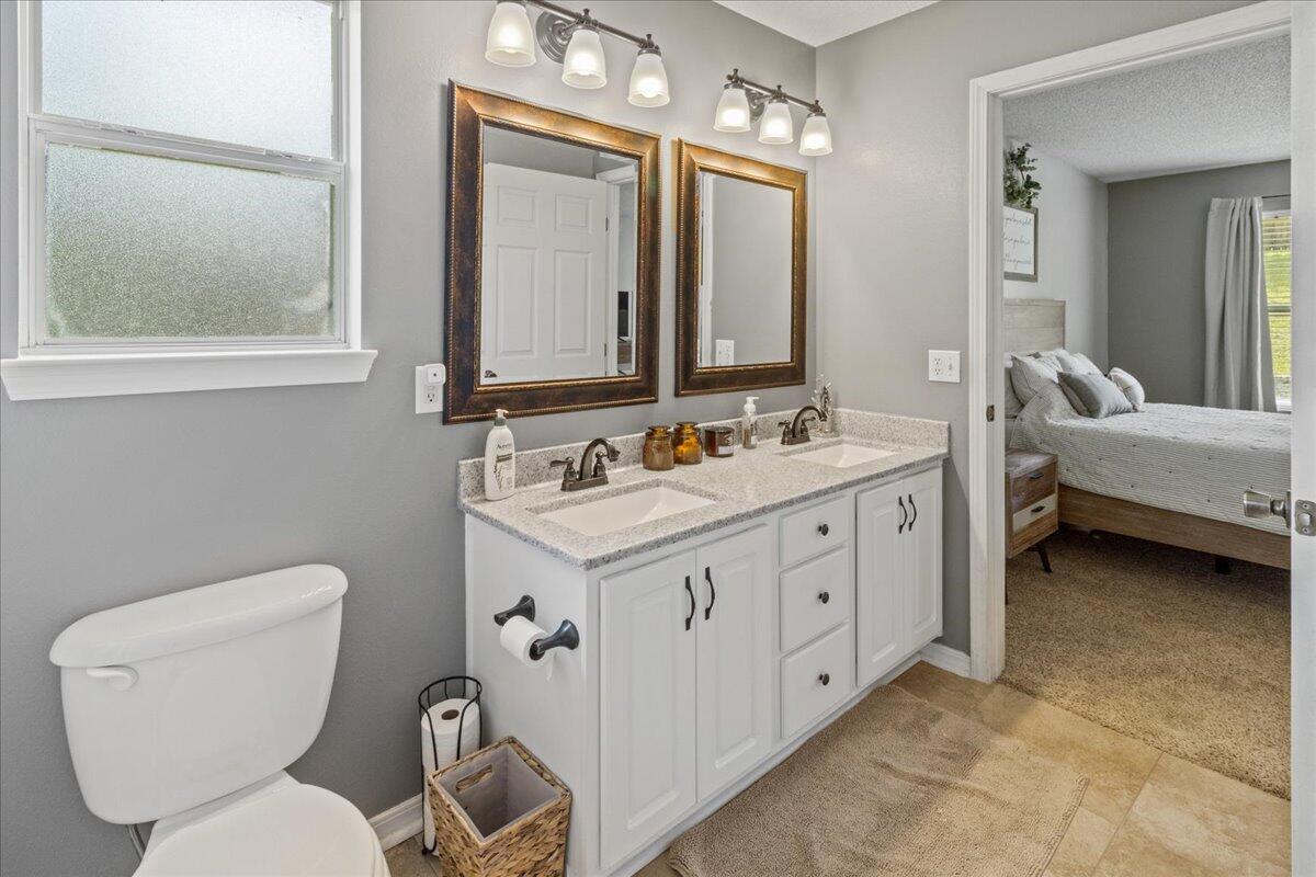 COUNTRYVIEW ESTATES 10TH ADDN - Residential