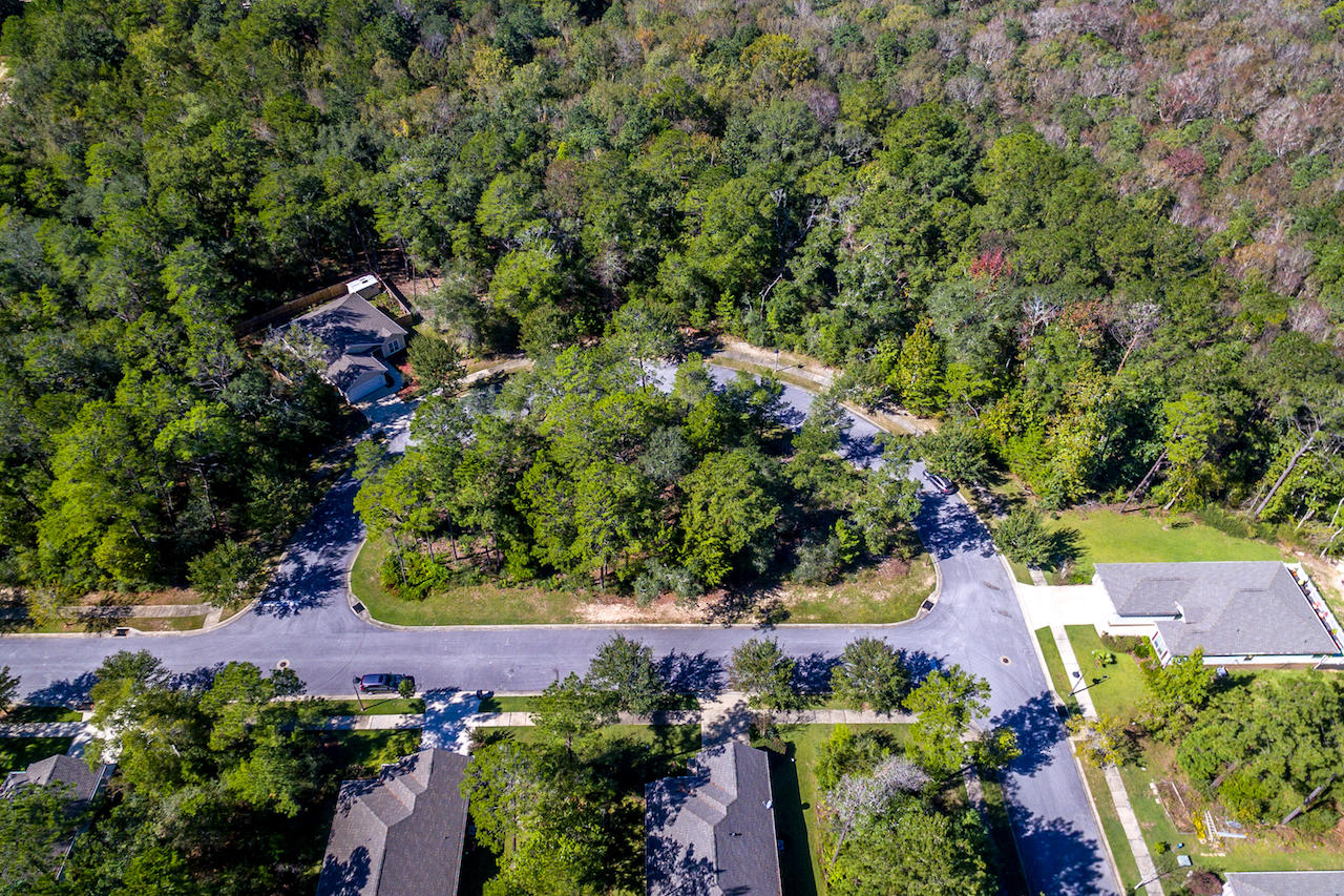 LAGRANGE LANDING - Land