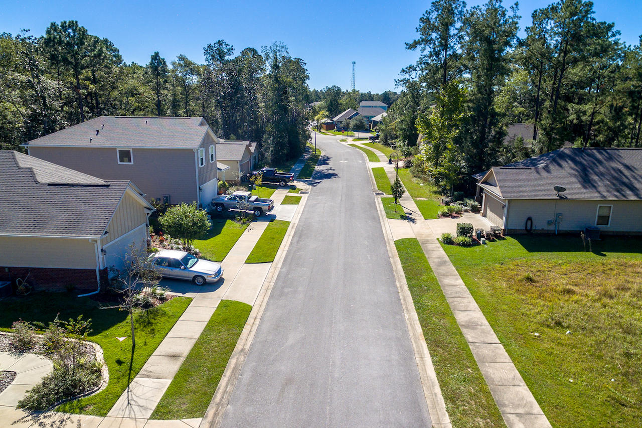 LAGRANGE LANDING - Land