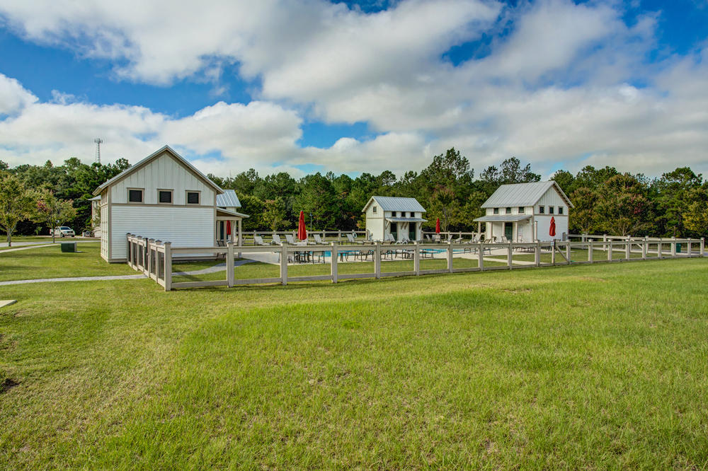 LAGRANGE LANDING - Land