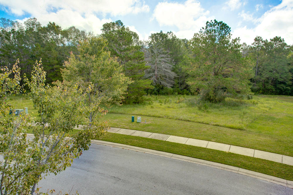 LAGRANGE LANDING - Land