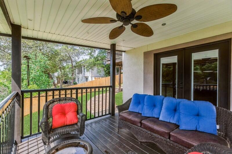 LAKE WAY VILLAS 1 - Residential