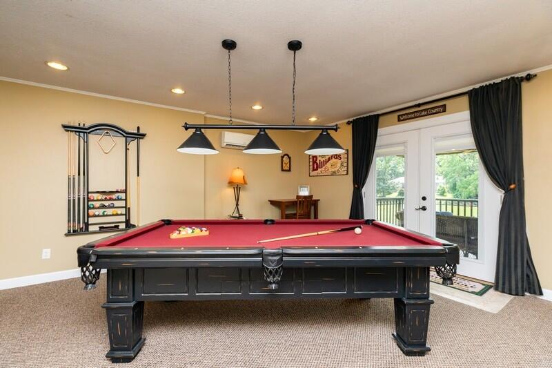 LAKE WAY VILLAS 1 - Residential