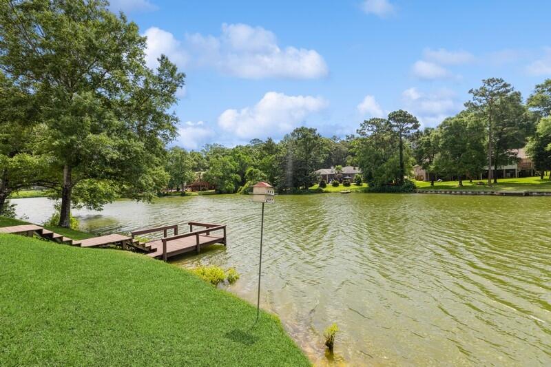 LAKE WAY VILLAS 1 - Residential