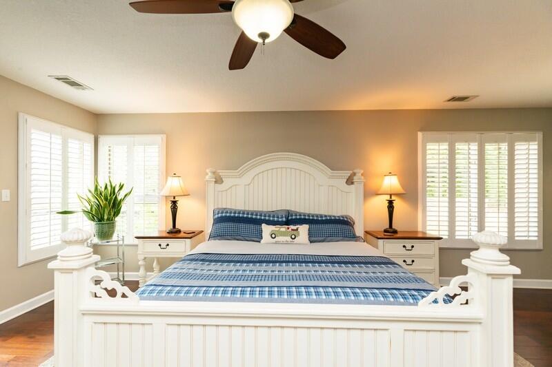 LAKE WAY VILLAS 1 - Residential