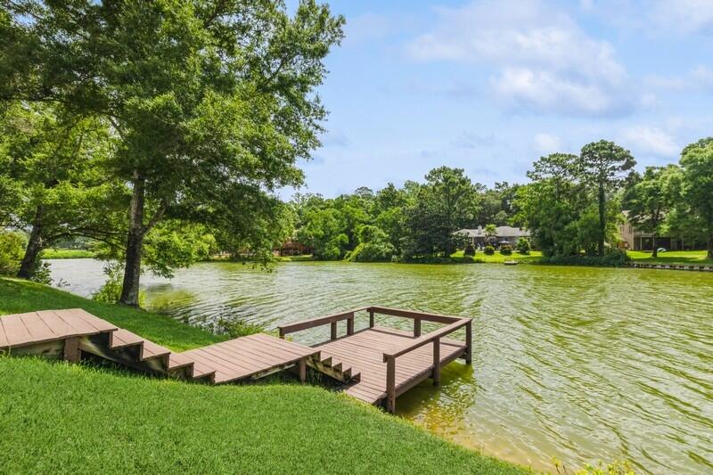 LAKE WAY VILLAS 1 - Residential