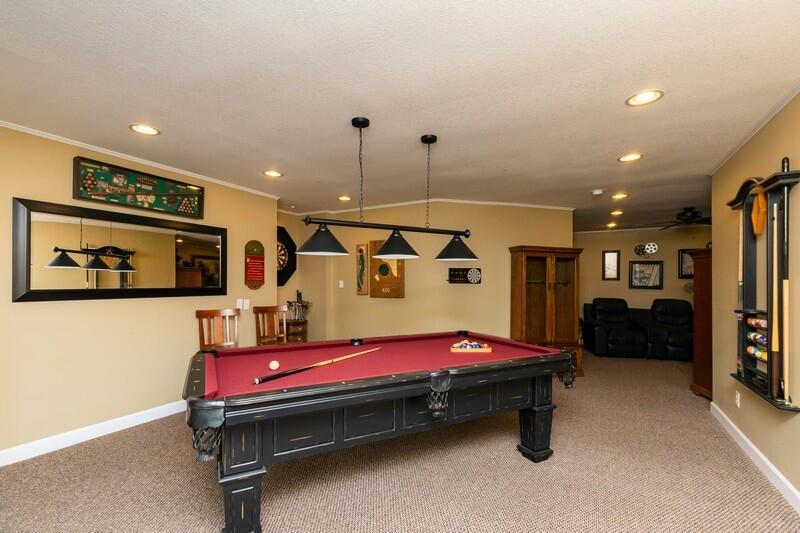 LAKE WAY VILLAS 1 - Residential