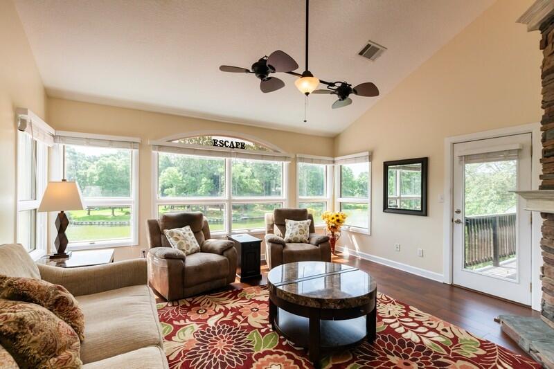 LAKE WAY VILLAS 1 - Residential