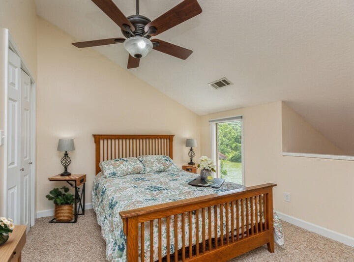 LAKE WAY VILLAS 1 - Residential