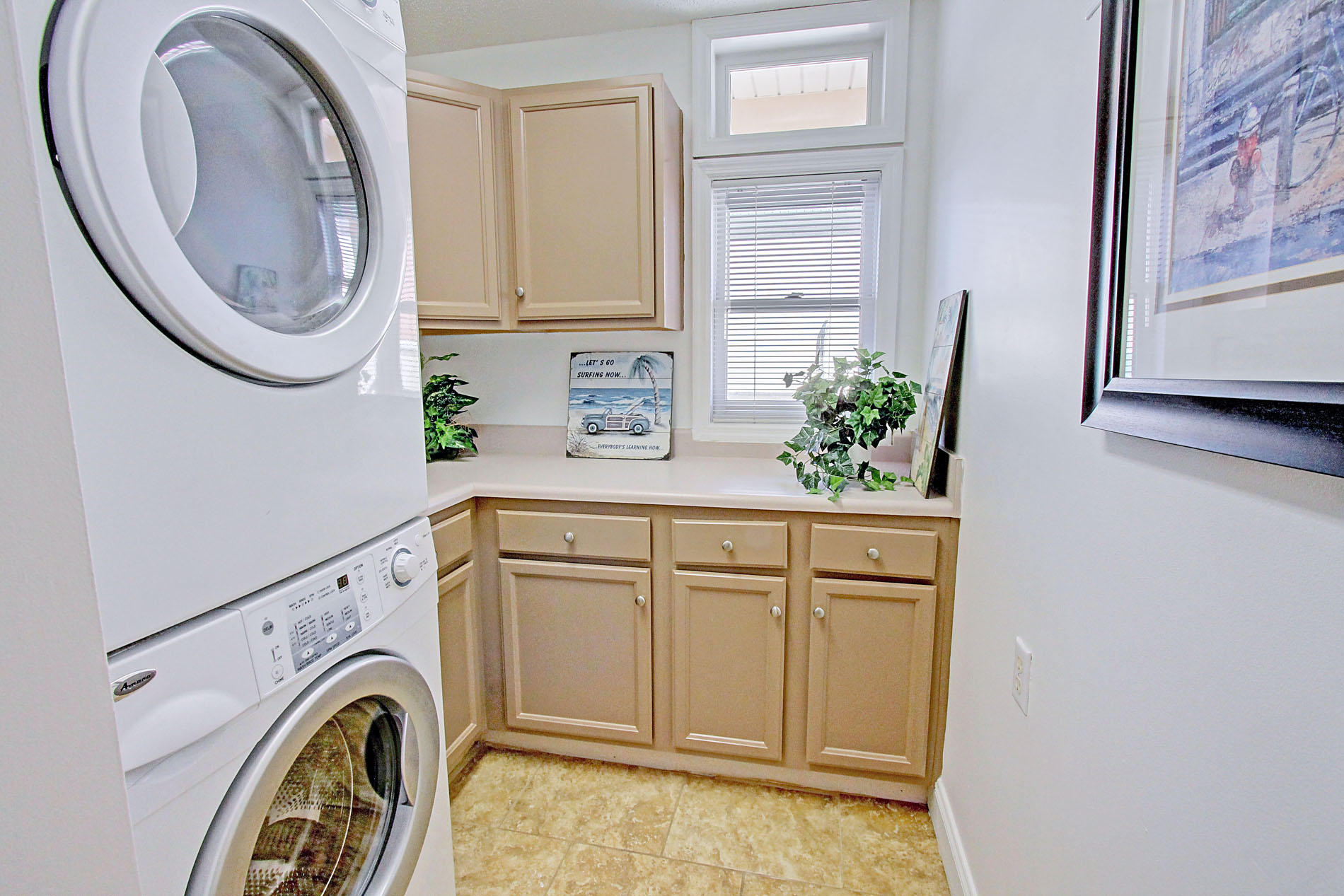 SUMMER HAVEN NORTH T/H - Residential