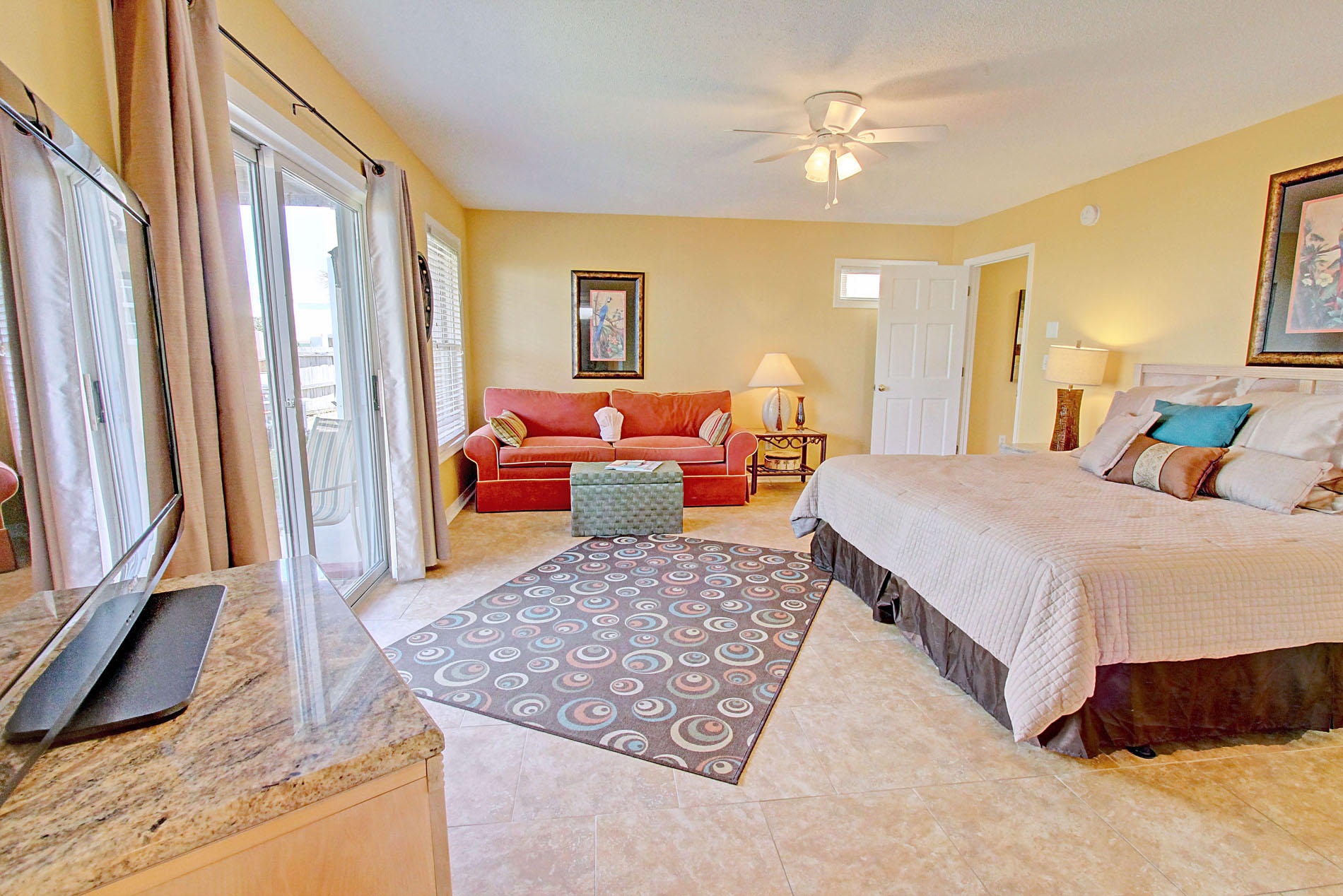 SUMMER HAVEN NORTH T/H - Residential