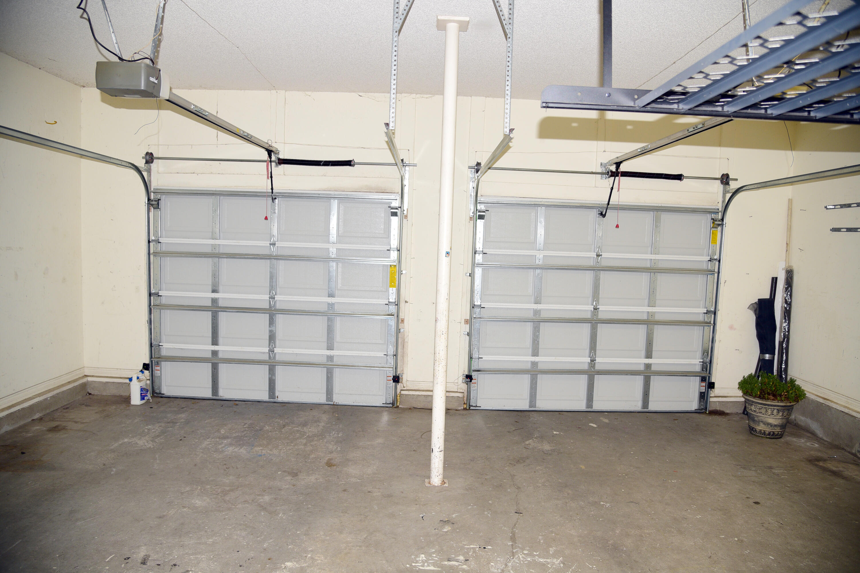 PARKWOOD ESTATES PH 1 BLUEWATER BAY - Residential