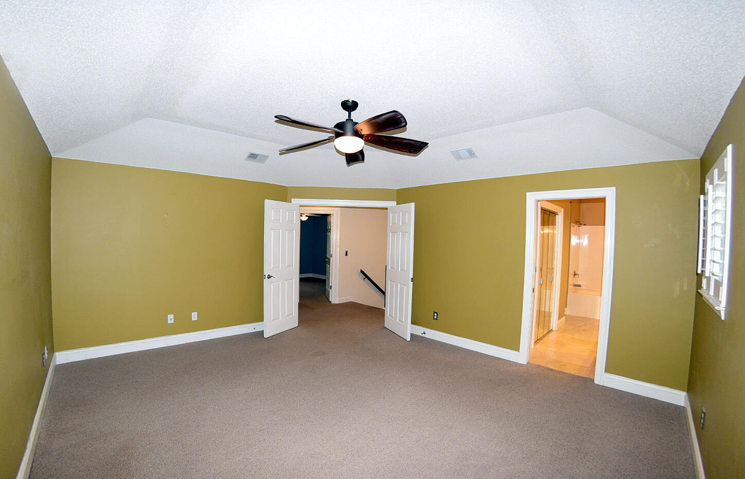 PARKWOOD ESTATES PH 1 BLUEWATER BAY - Residential